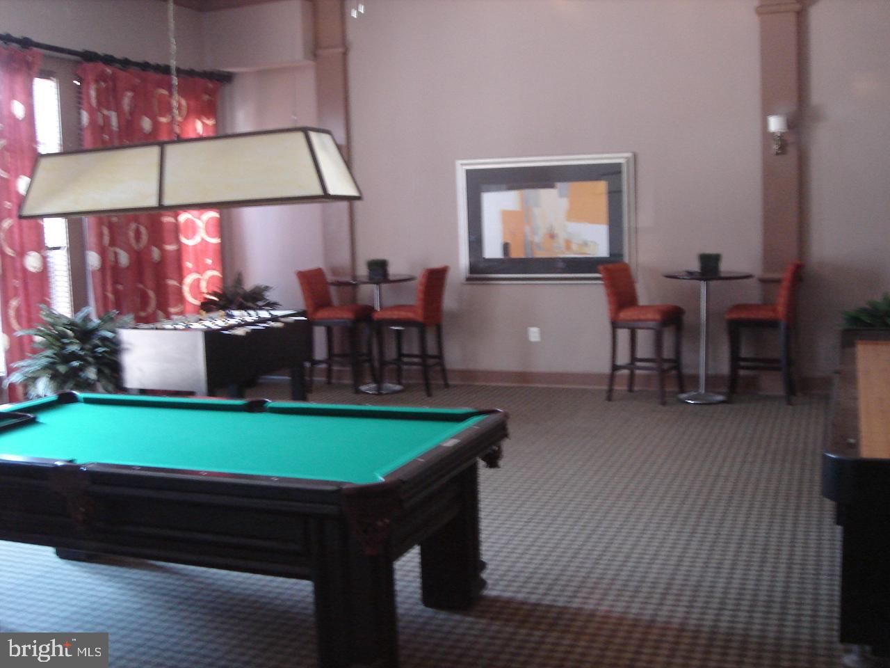 FAIRFAX RIDGE CONDOS - Residential