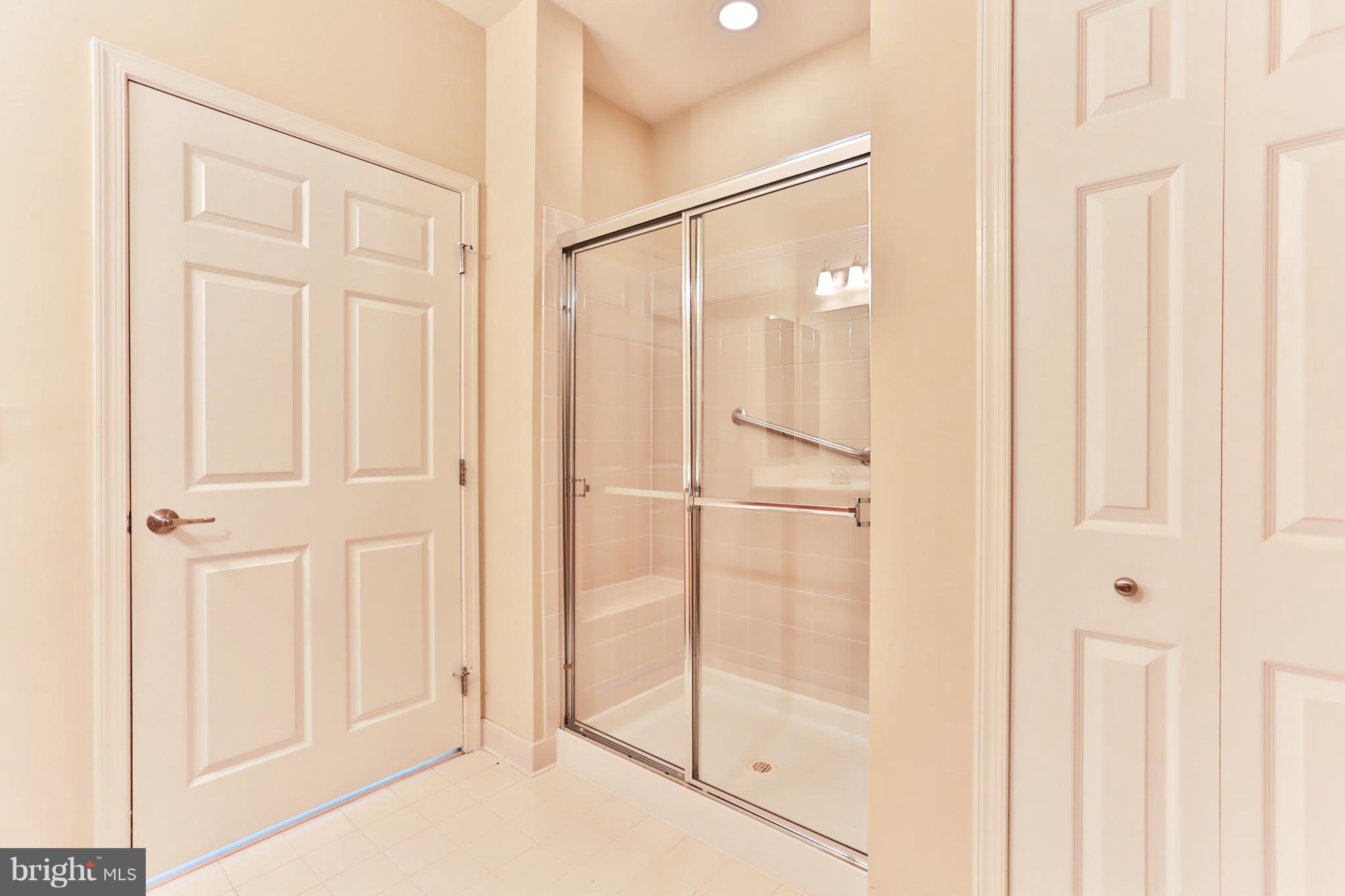 HEARTHSTONE AT VILLAGE CREST CONDOMINIUMS - Residential