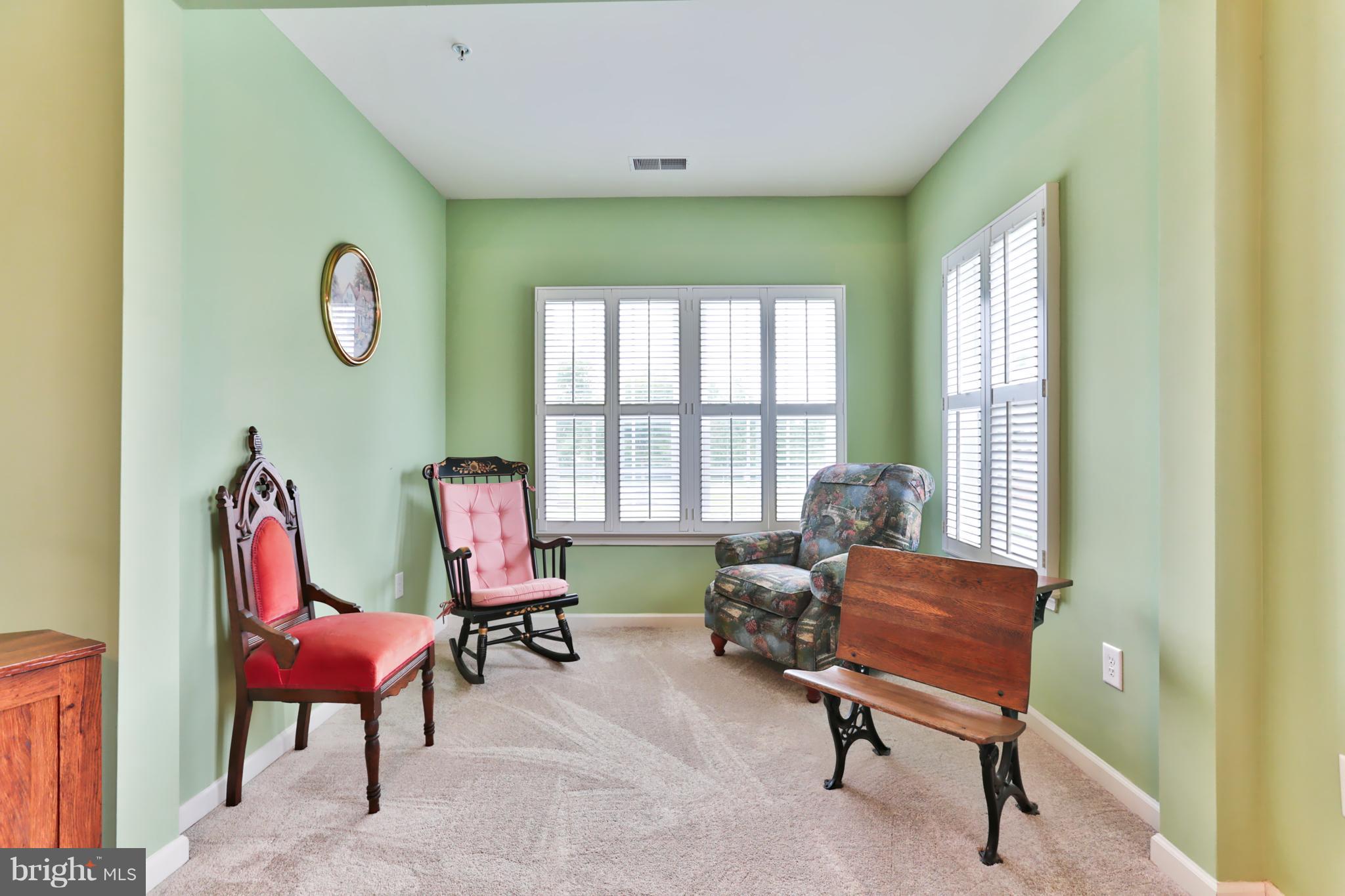 HEARTHSTONE AT VILLAGE CREST CONDOMINIUMS - Residential