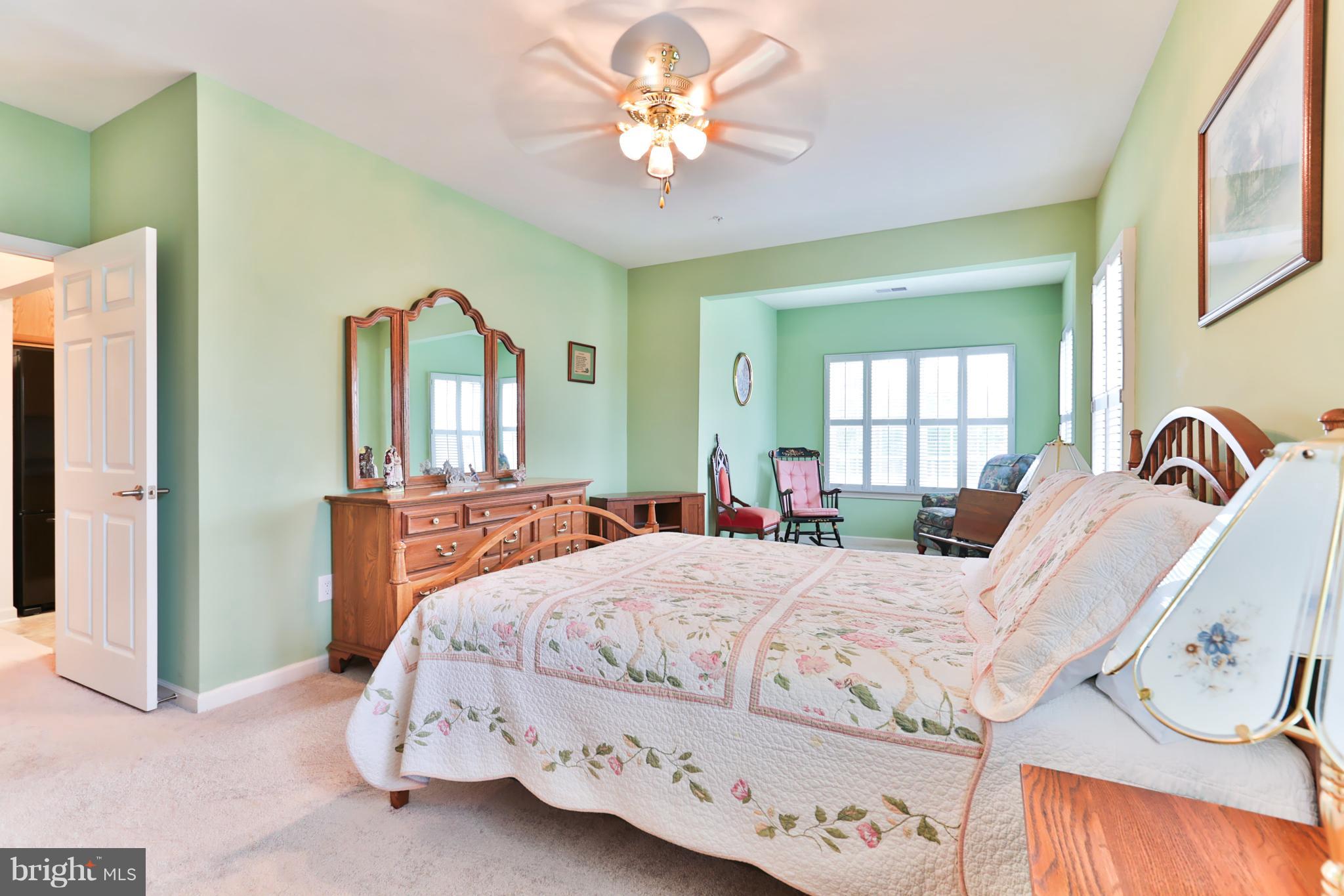 HEARTHSTONE AT VILLAGE CREST CONDOMINIUMS - Residential