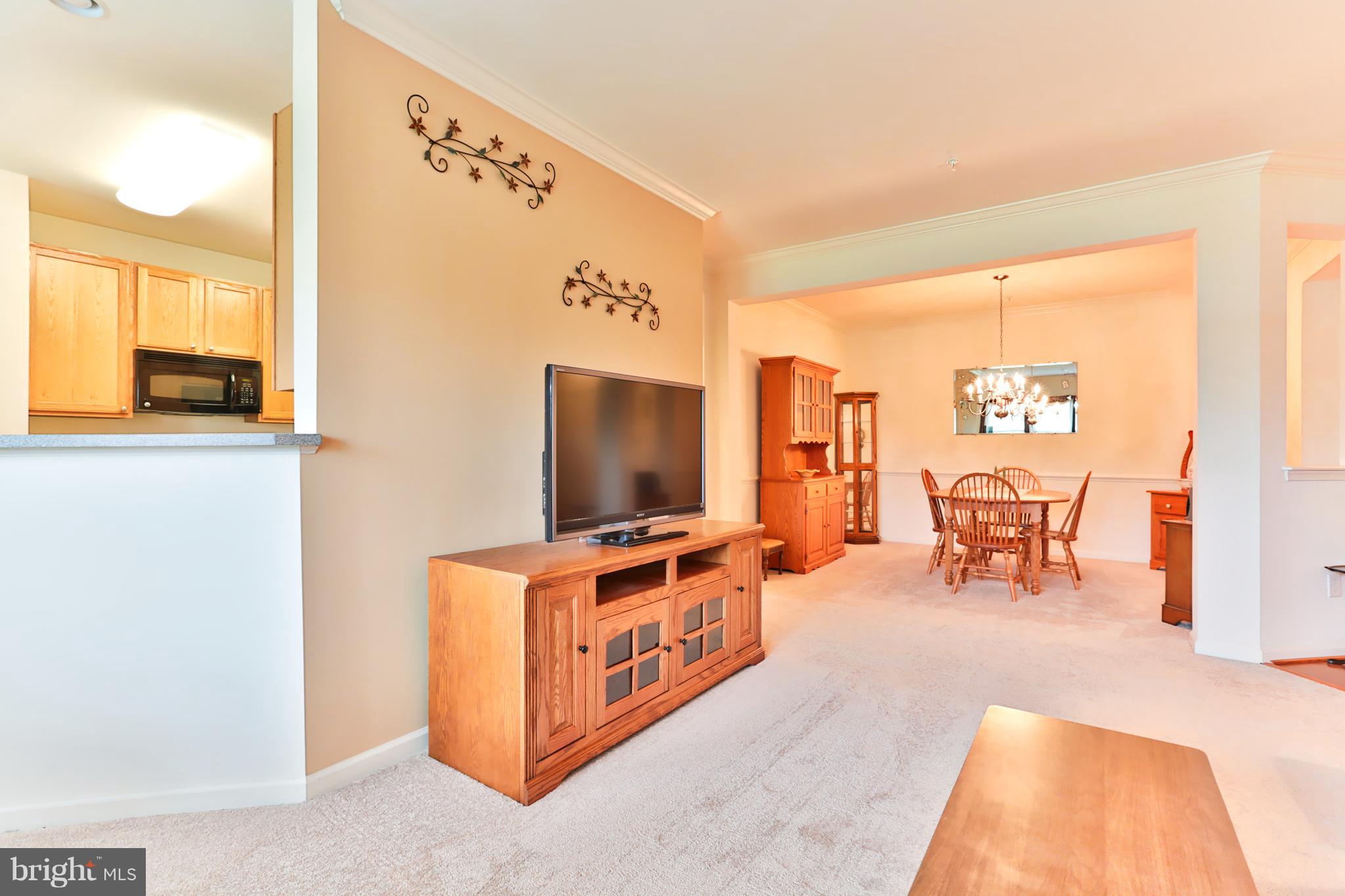 HEARTHSTONE AT VILLAGE CREST CONDOMINIUMS - Residential