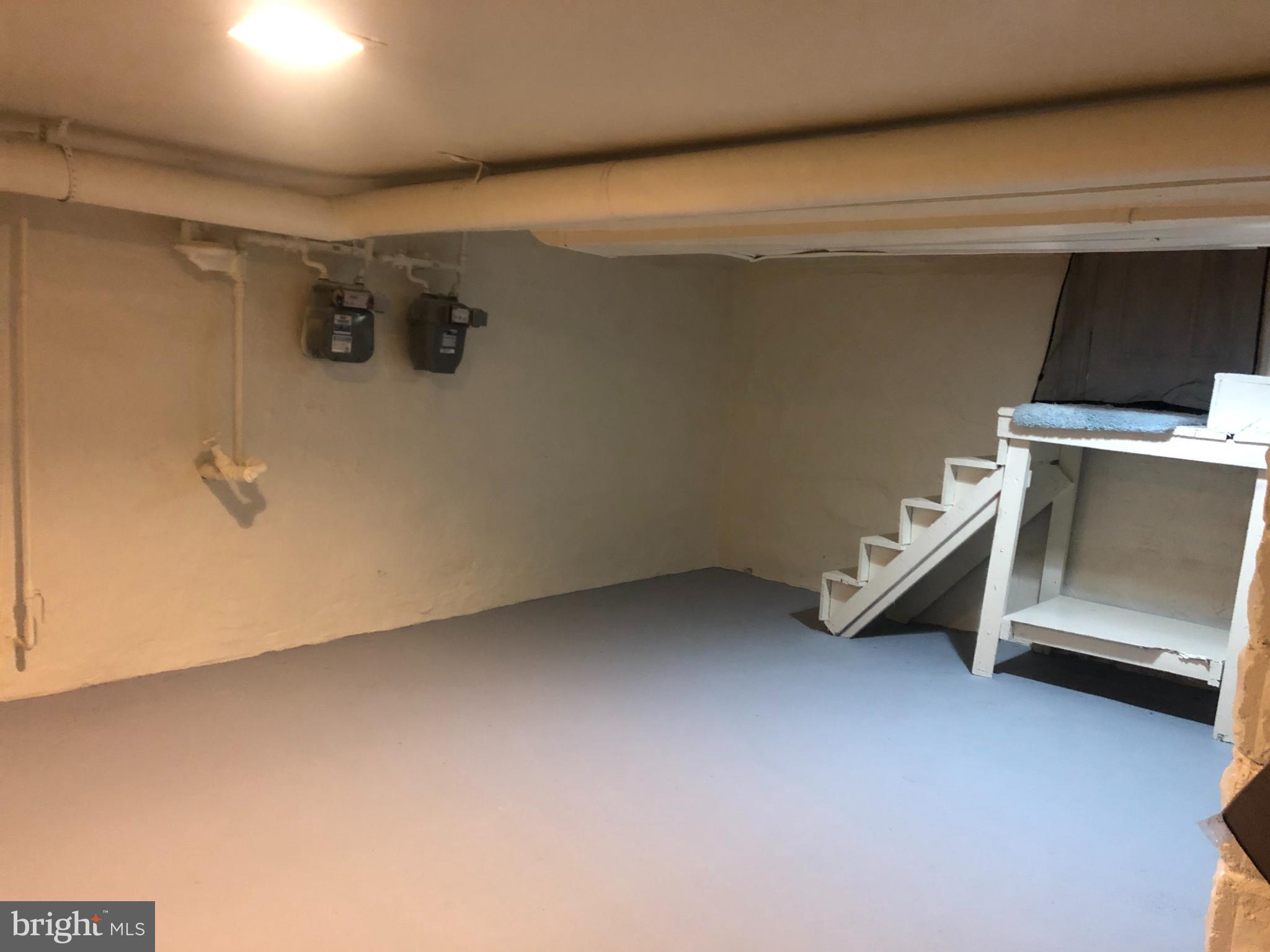 FAIRLAWN - Residential