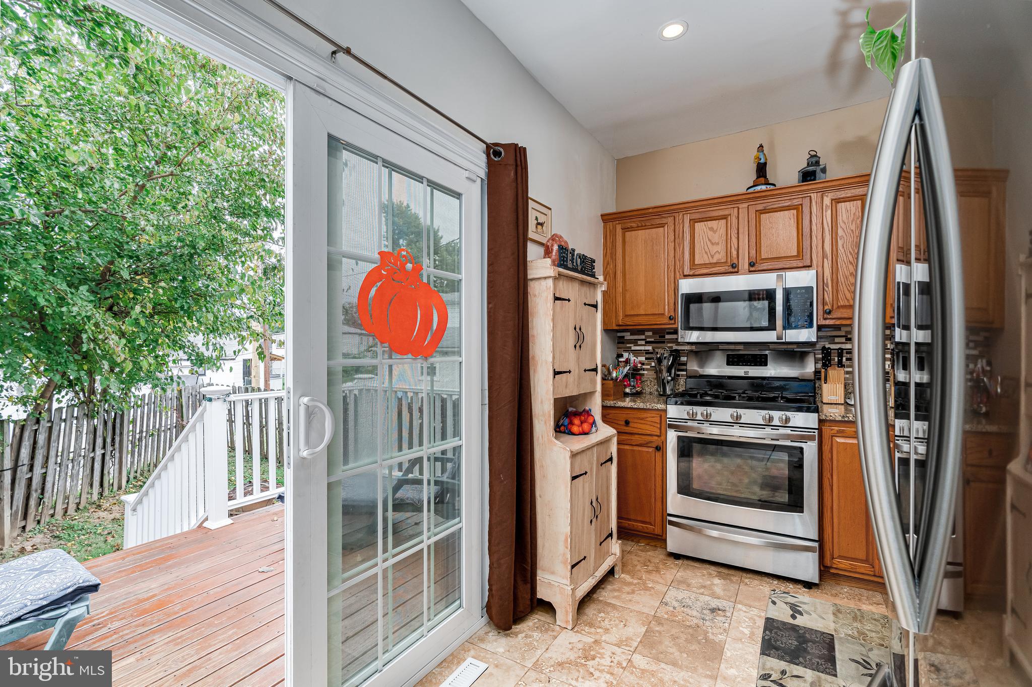 FAIRLAWN - Residential