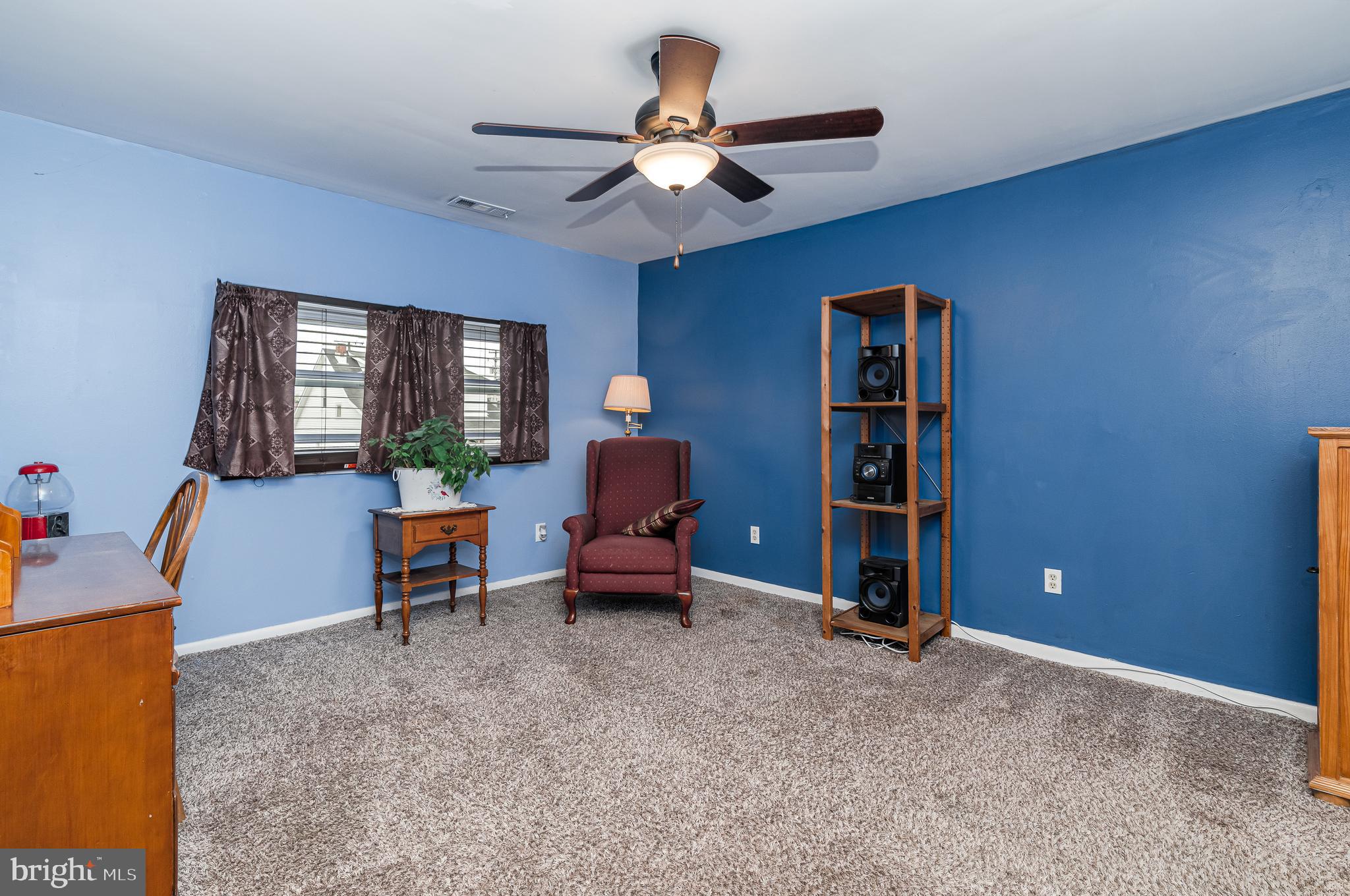 FAIRLAWN - Residential