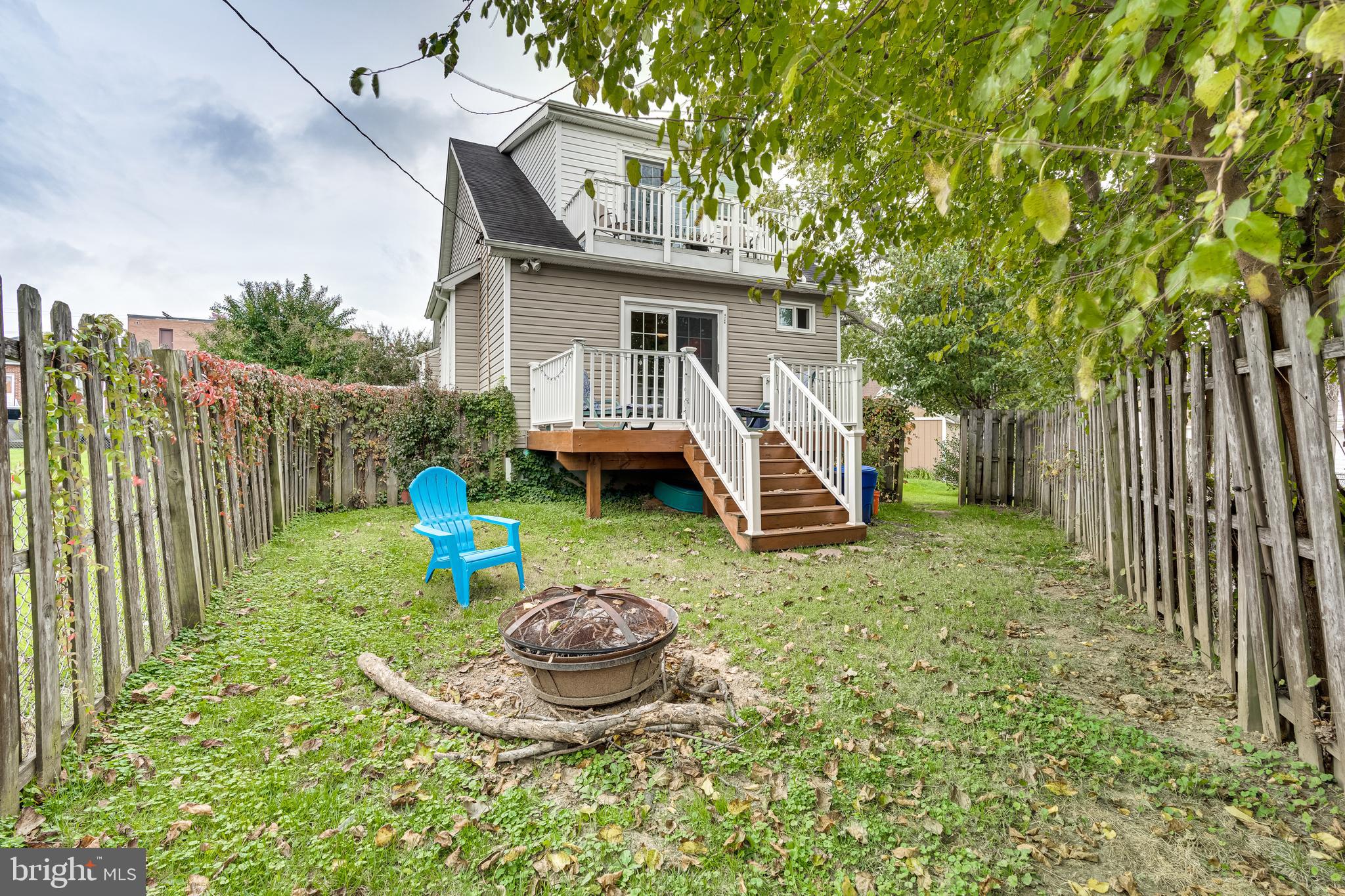 FAIRLAWN - Residential