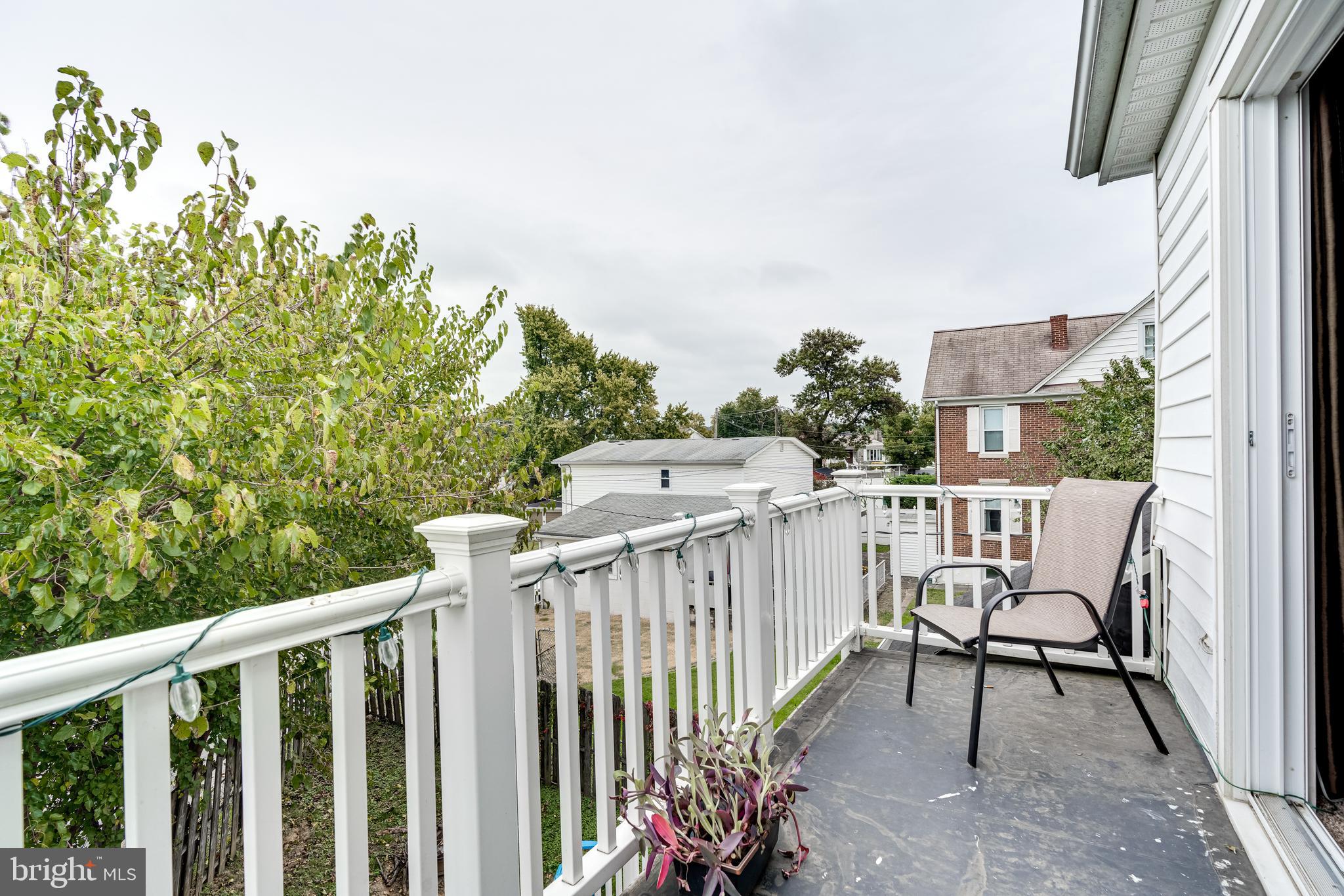 FAIRLAWN - Residential