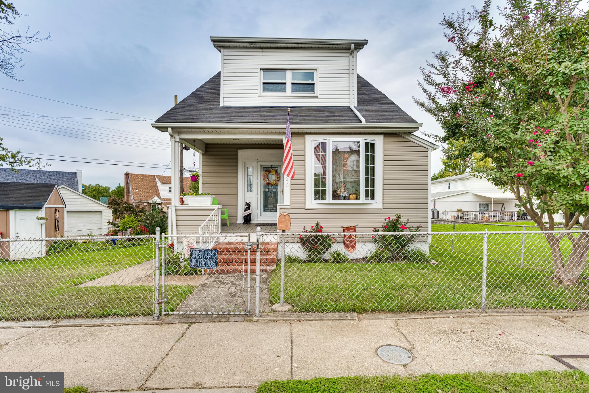 FAIRLAWN - Residential