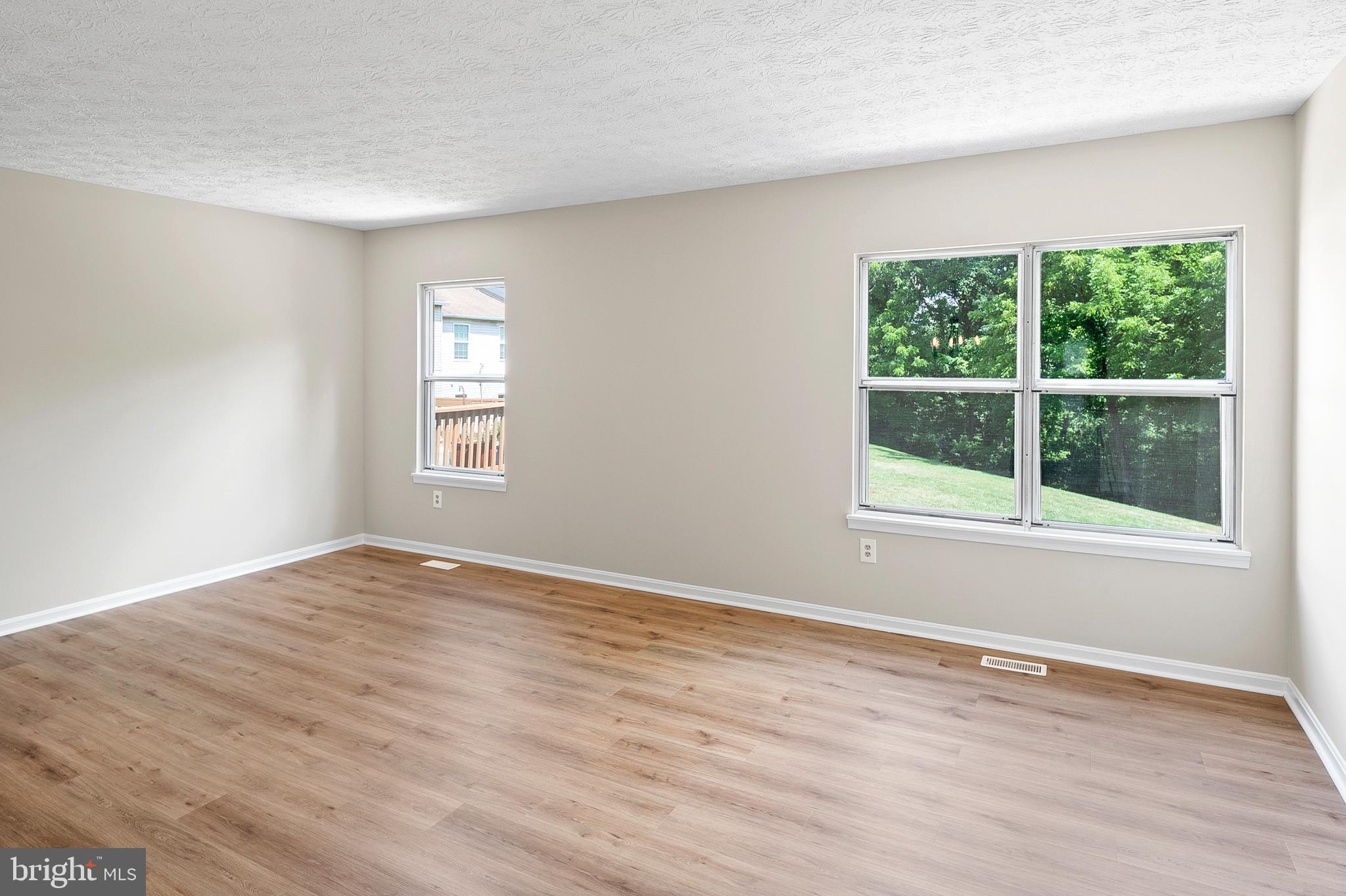 GUNNERS LAKE VILLAGE - Residential