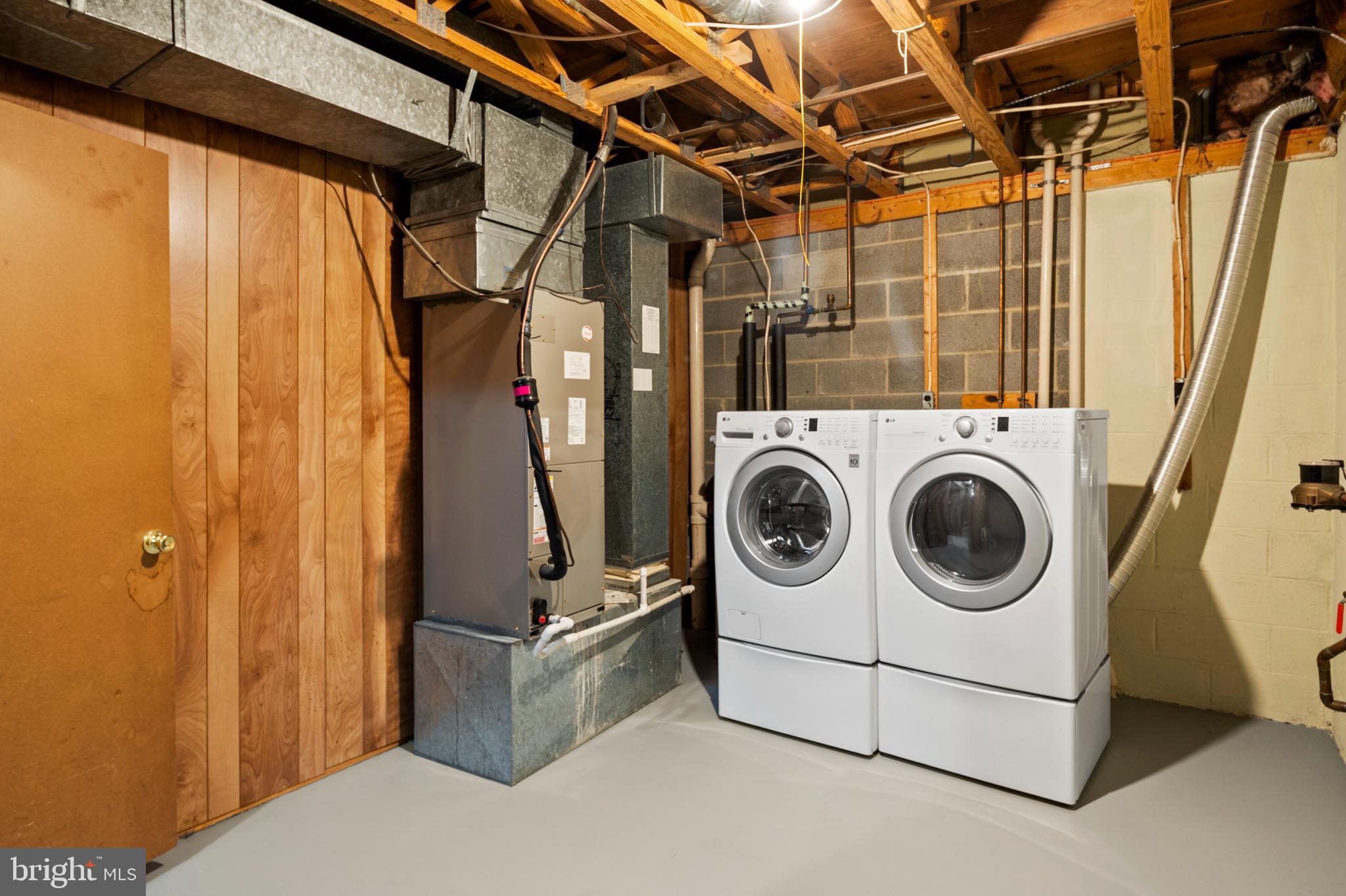 GUNNERS LAKE VILLAGE - Residential