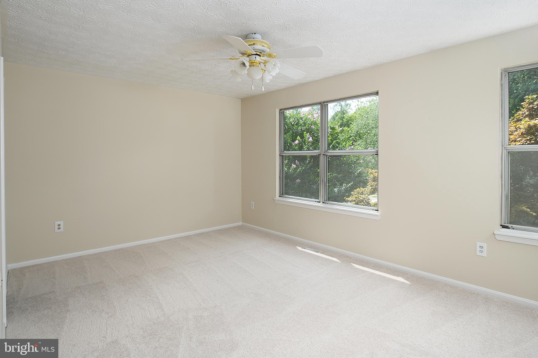 GUNNERS LAKE VILLAGE - Residential