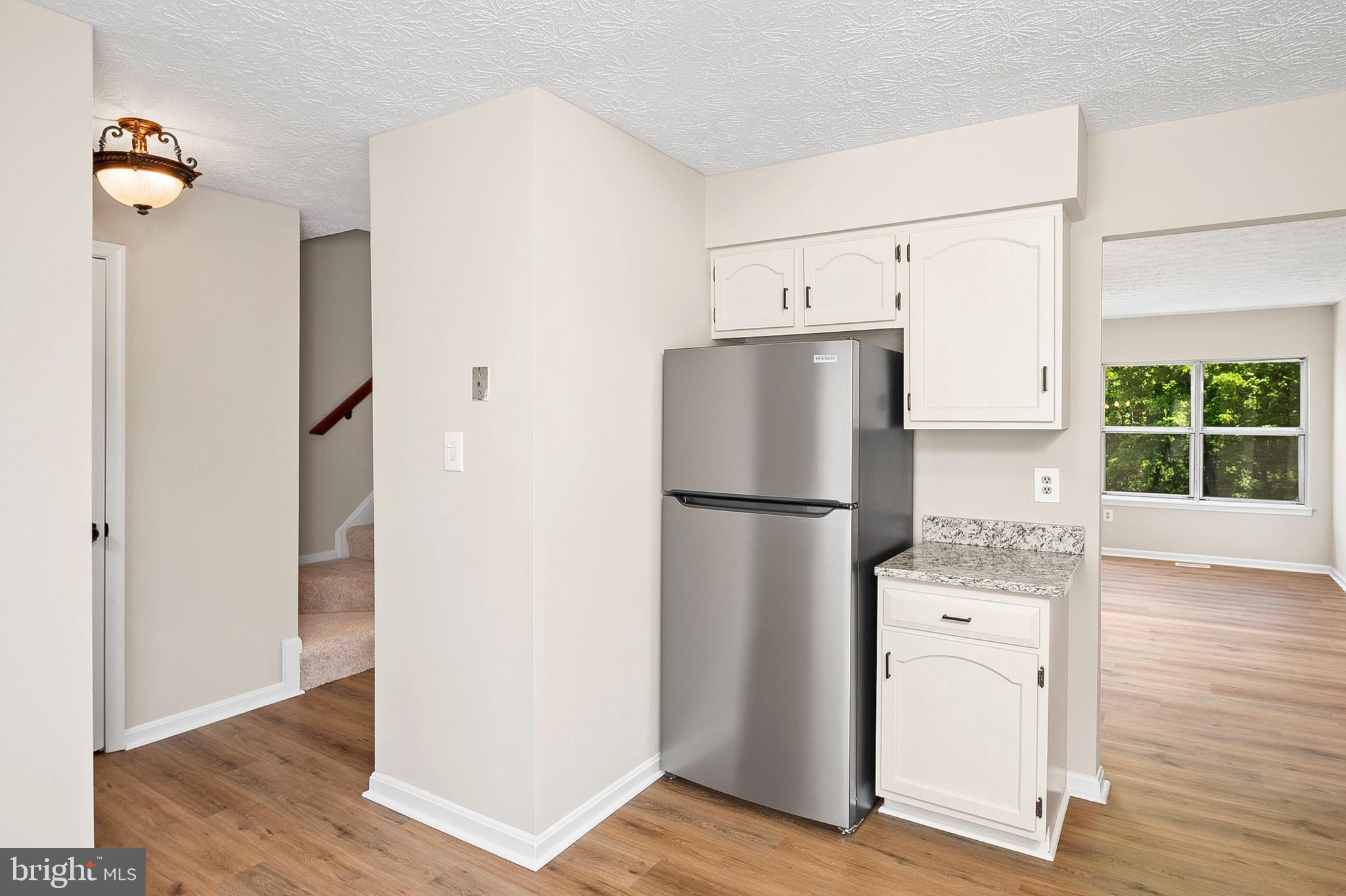 GUNNERS LAKE VILLAGE - Residential