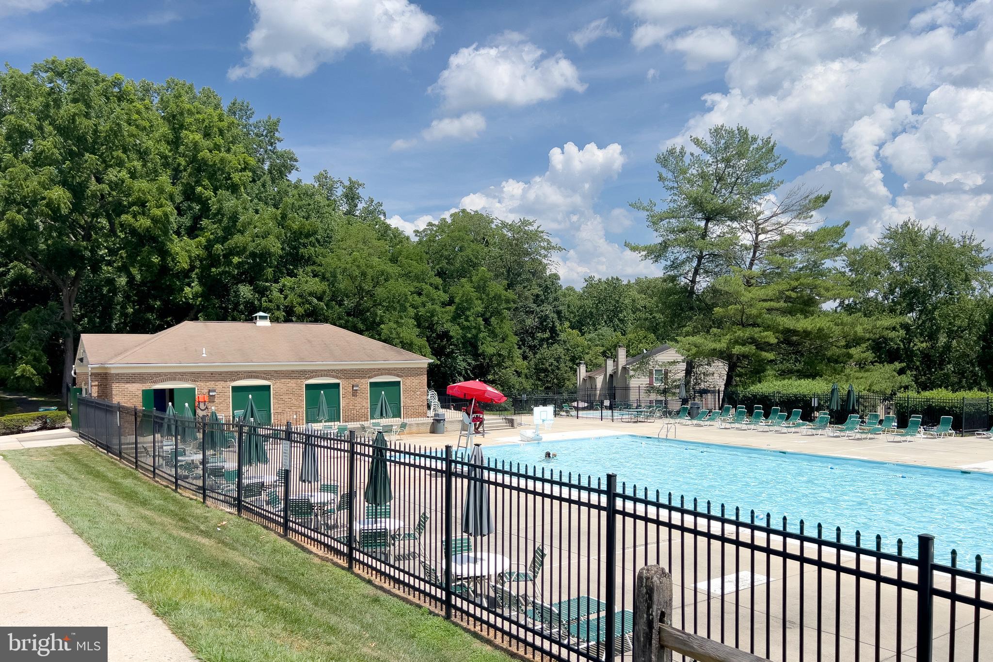 GUNNERS LAKE VILLAGE - Residential