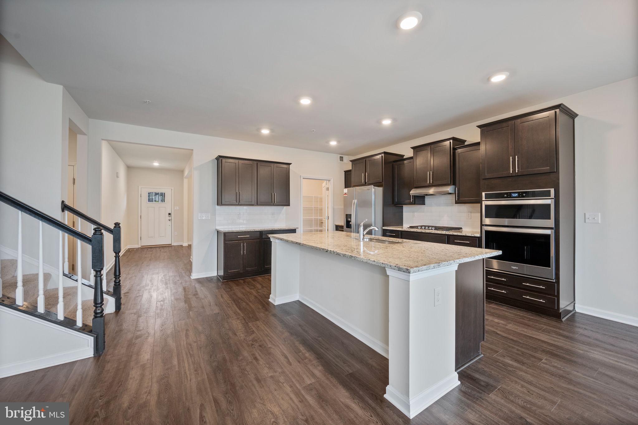 WESTVIEW SOUTH - Residential