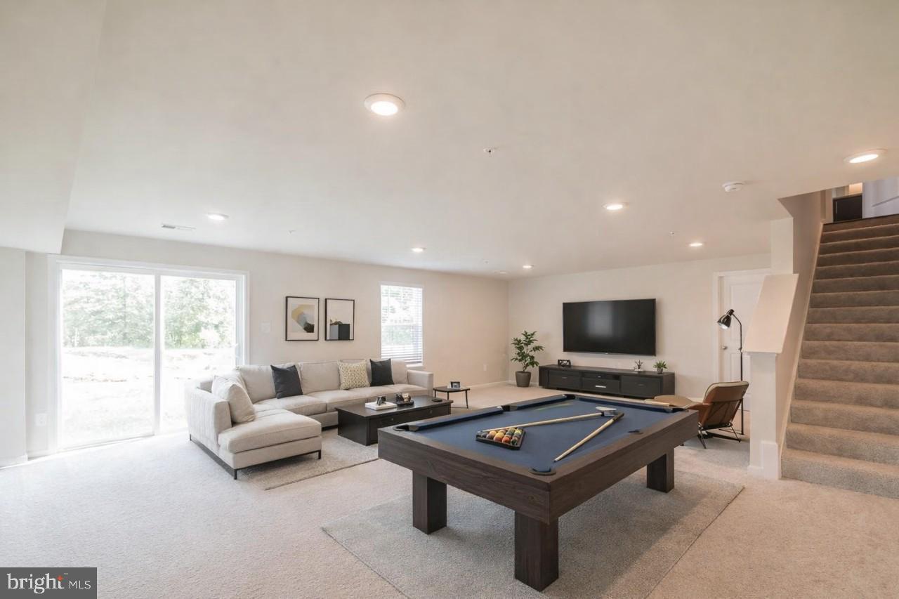 WESTVIEW SOUTH - Residential