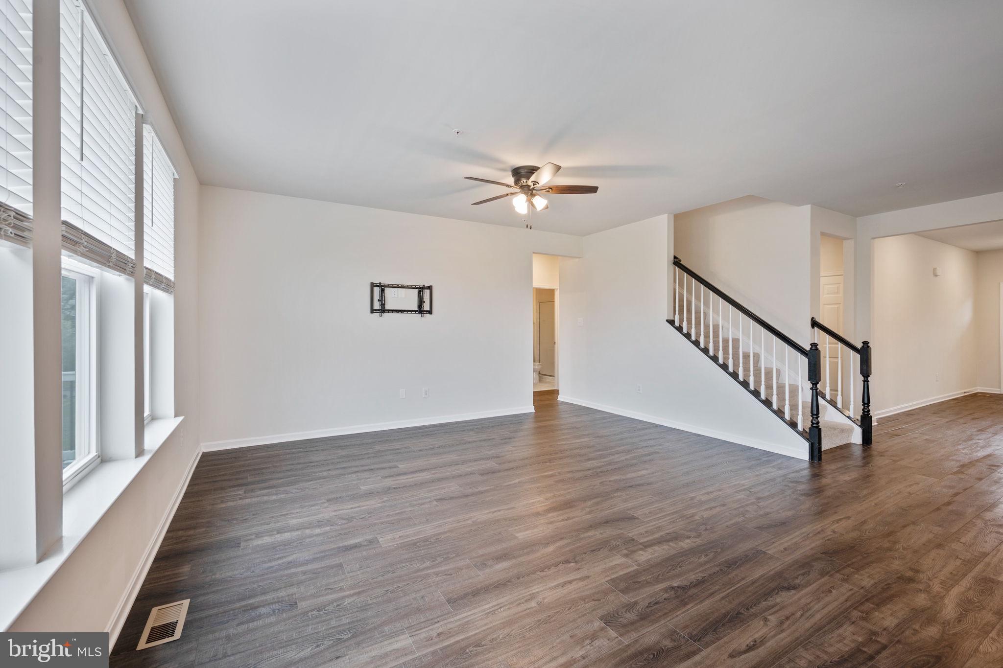 WESTVIEW SOUTH - Residential