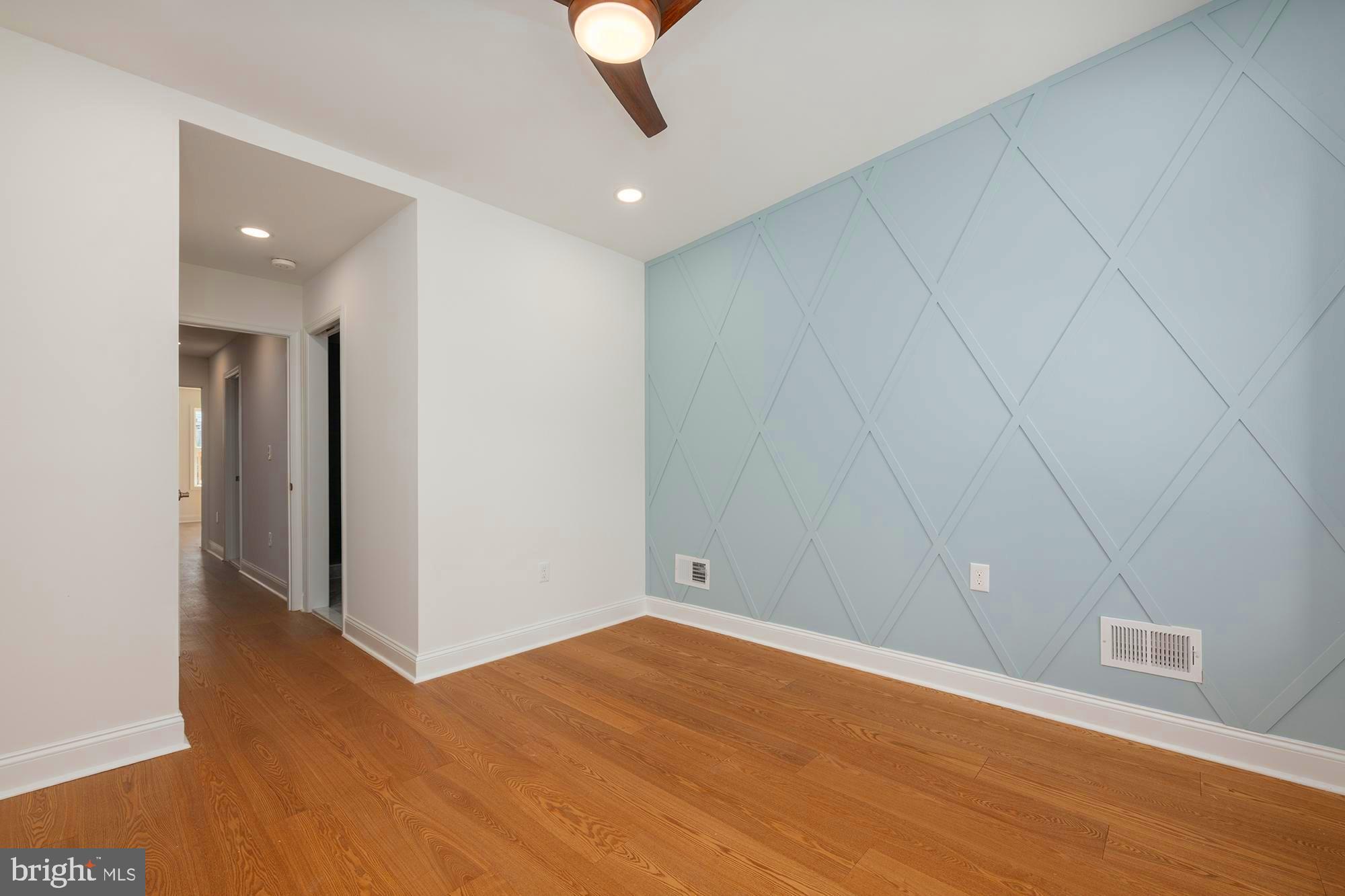 HIGHLANDTOWN - Residential