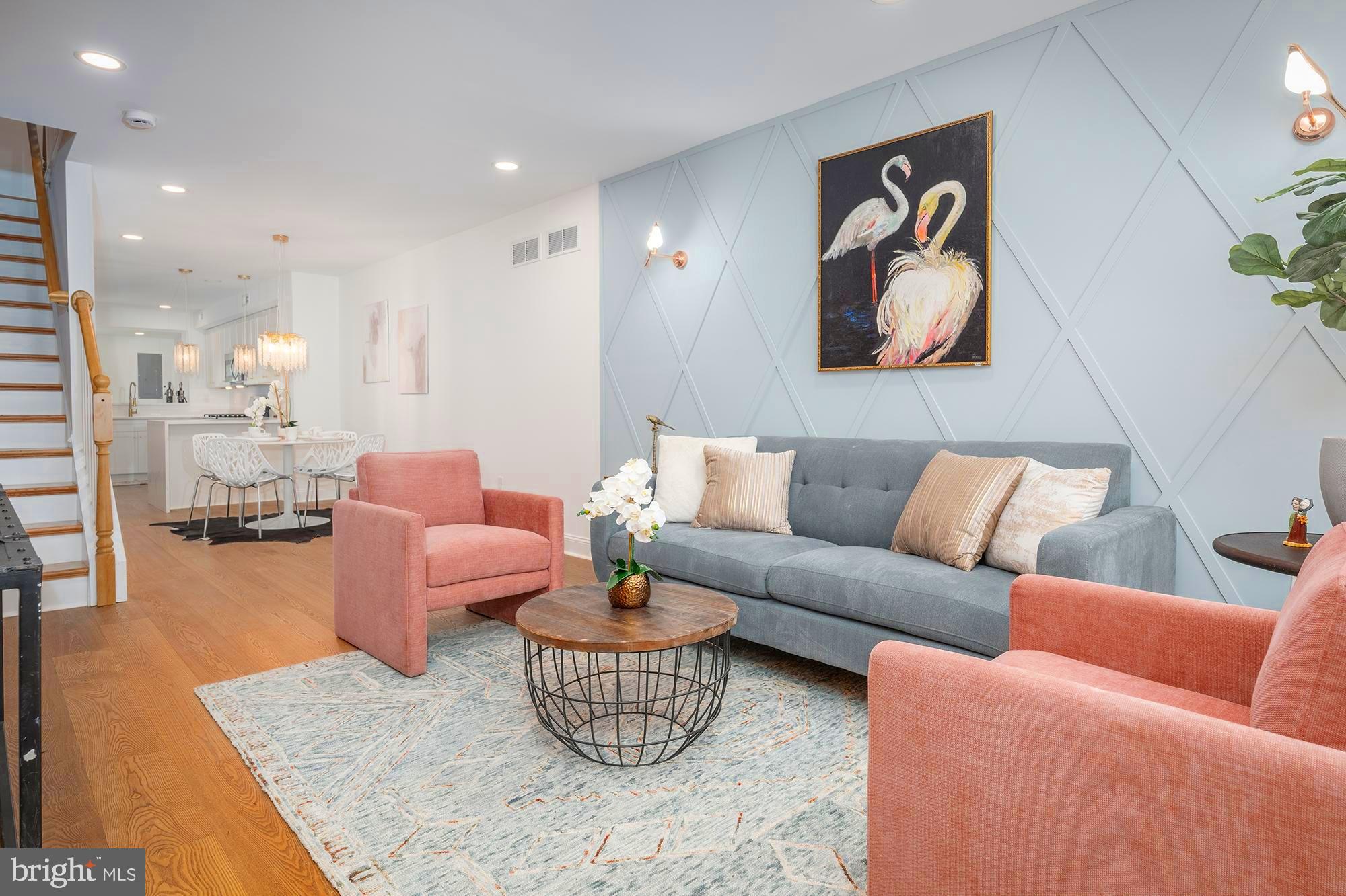 HIGHLANDTOWN - Residential