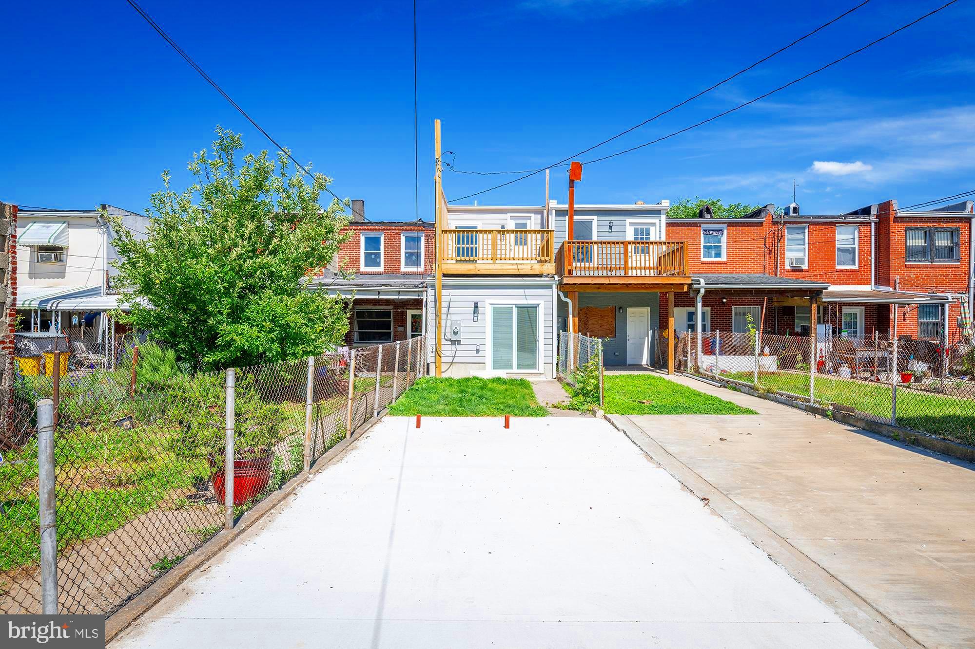 HIGHLANDTOWN - Residential