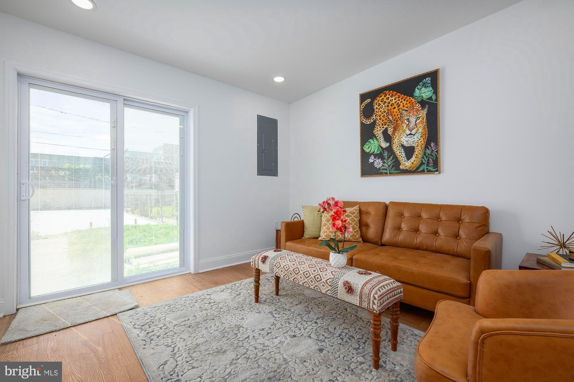 HIGHLANDTOWN - Residential