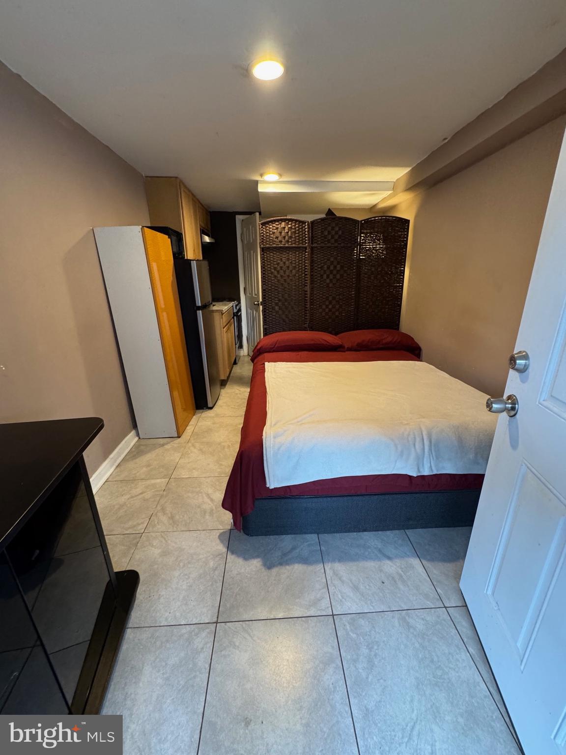 LAWNDALE - Residential