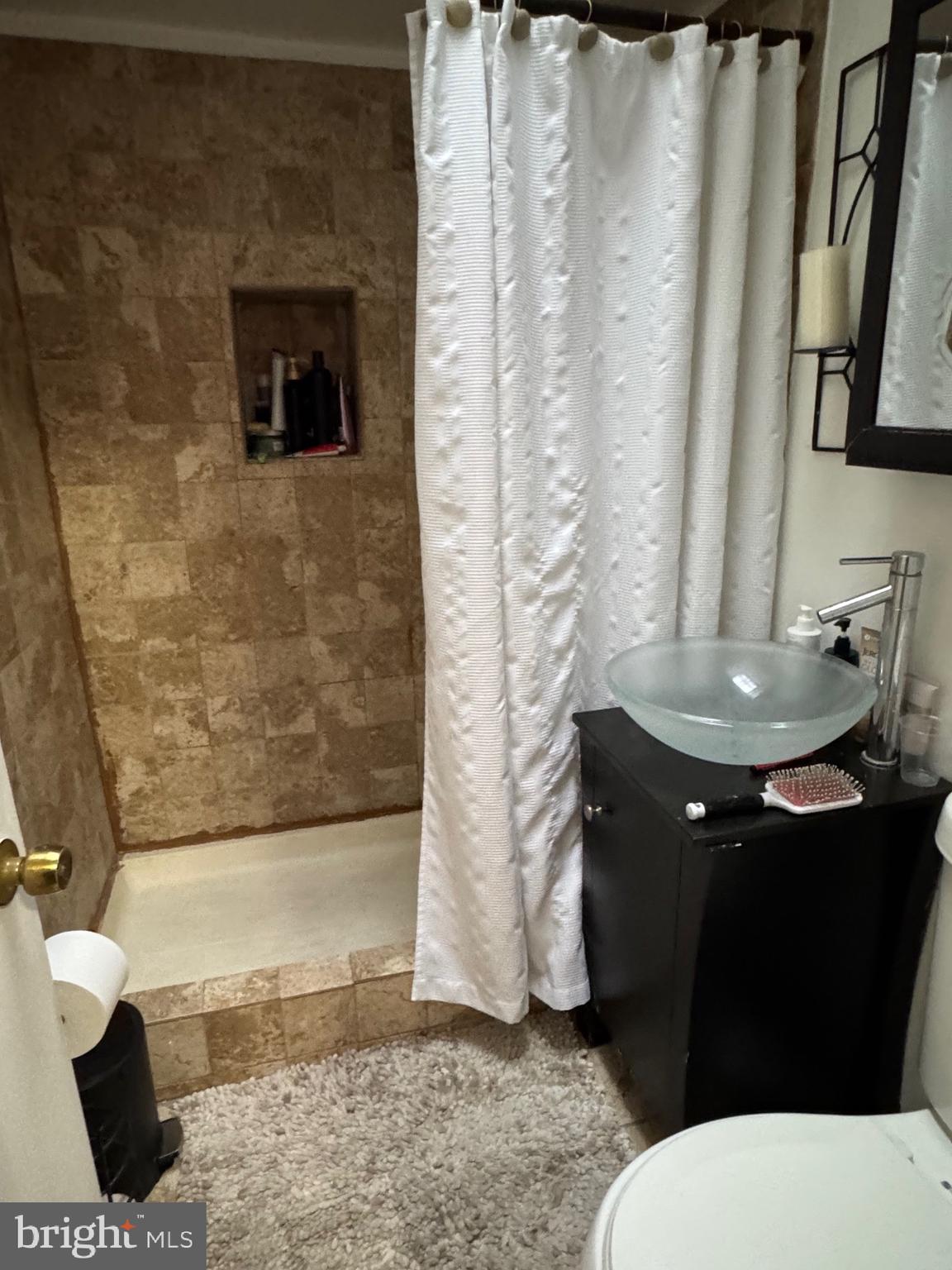 LAWNDALE - Residential