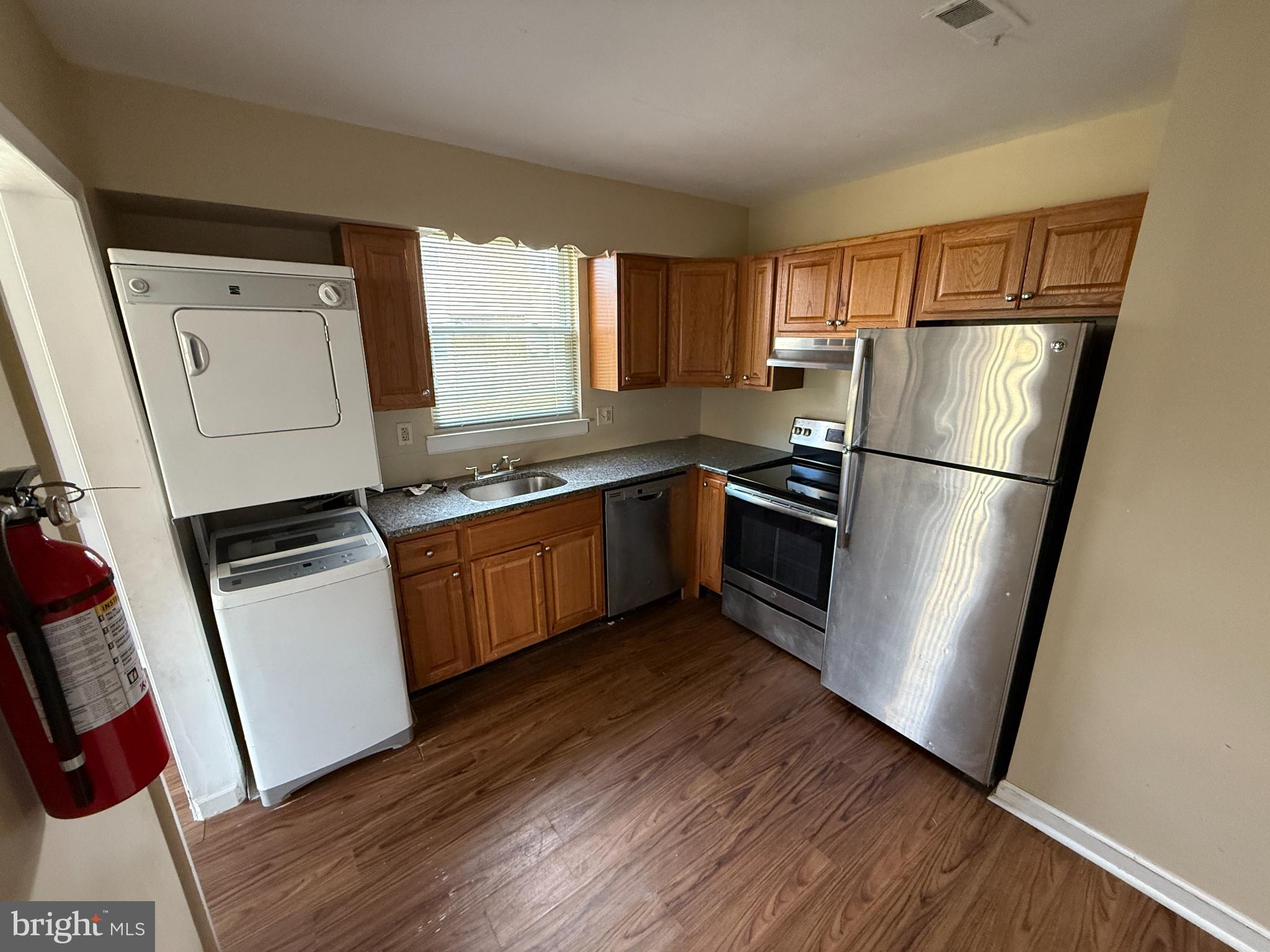 8-4 FLORENCE TOLLGATE PLACE -4