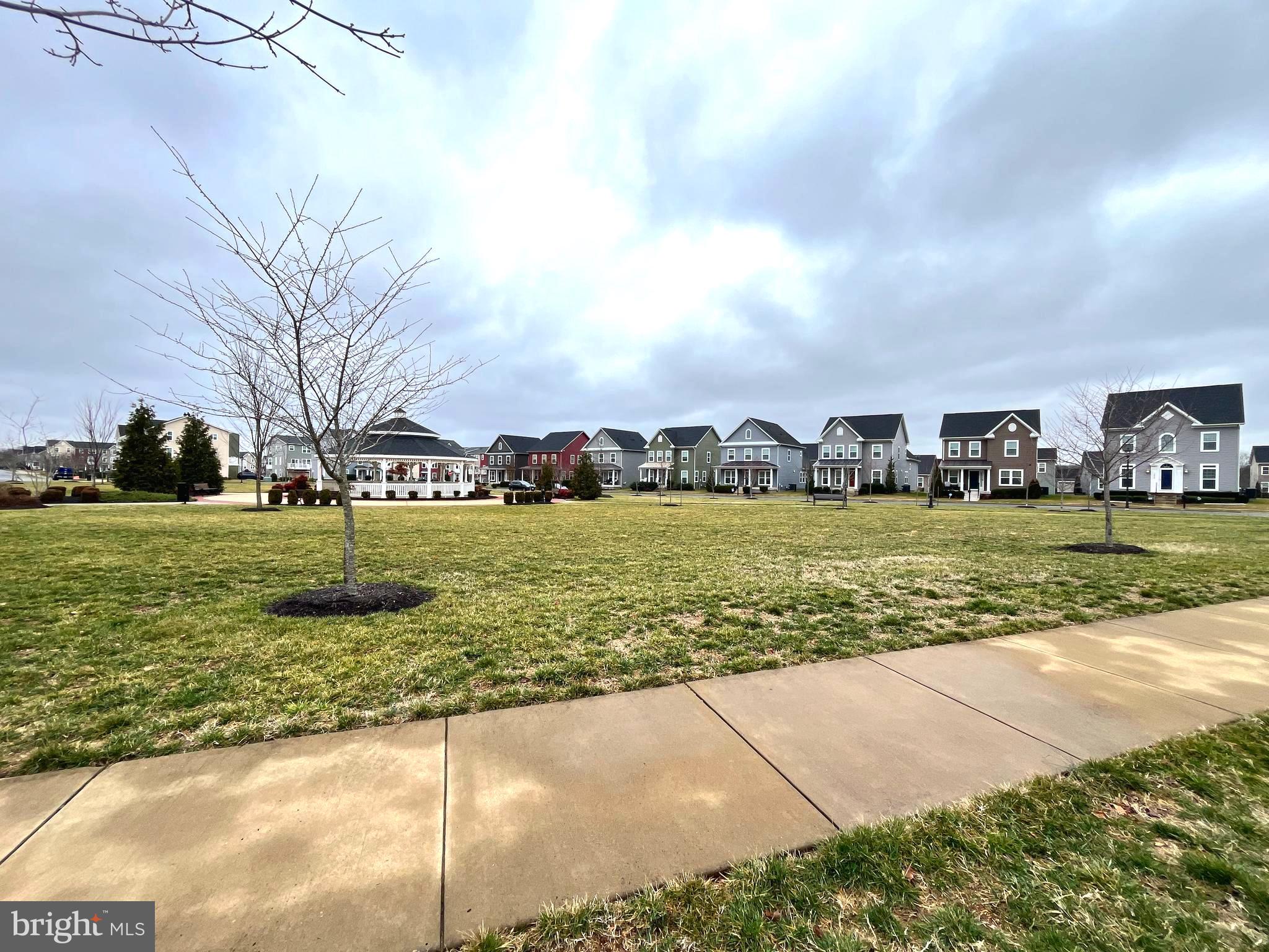 MINTBROOK - Residential