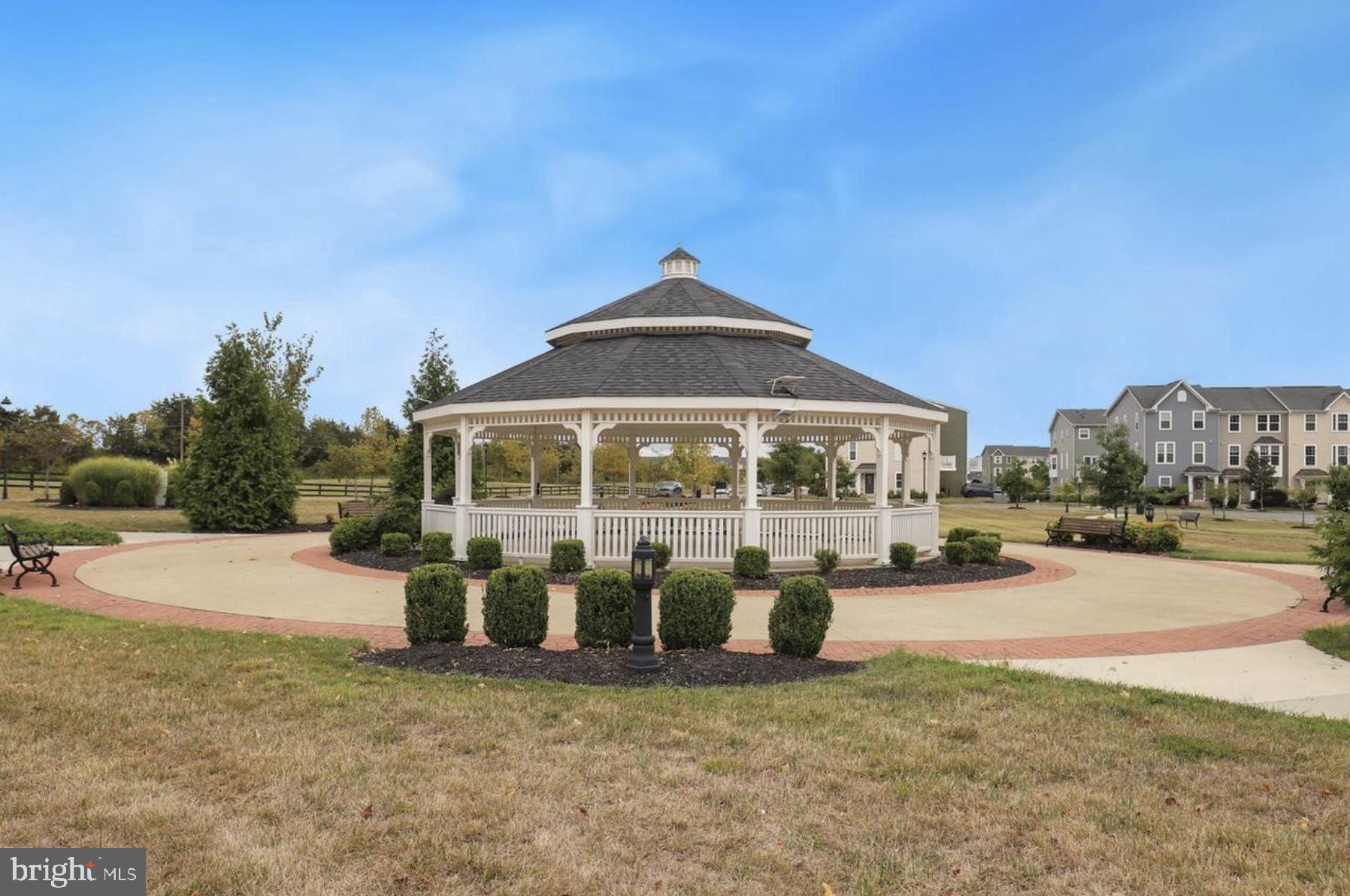 MINTBROOK - Residential