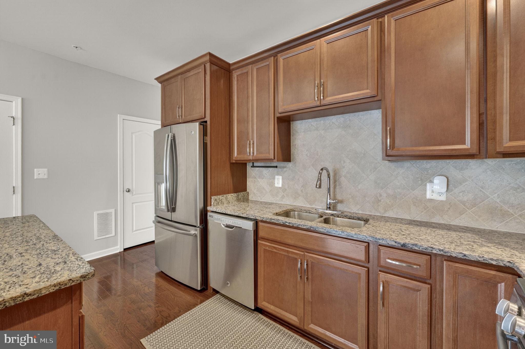 BUCKINGHAM AT LOUDOUN VALLEY - Residential