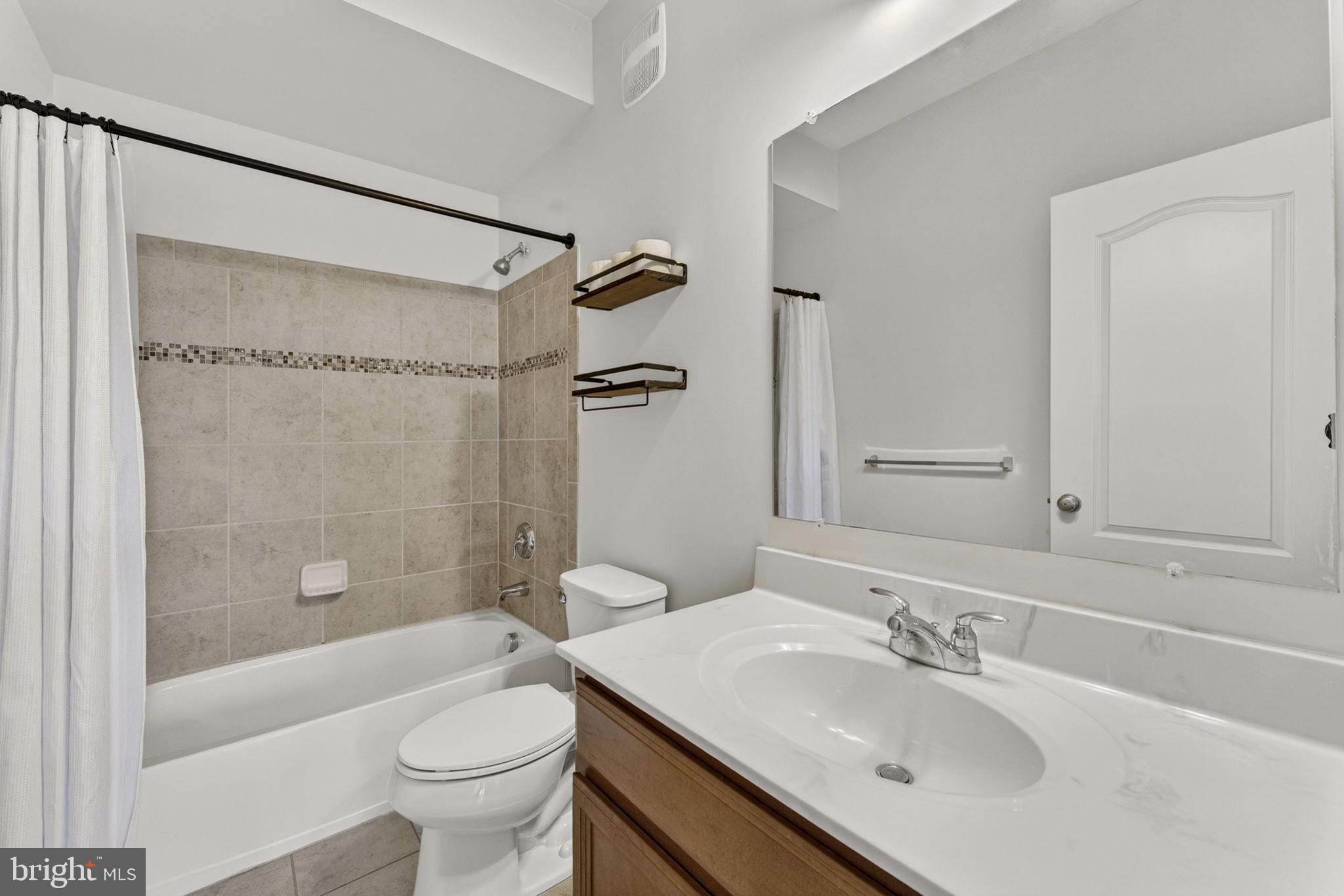 BUCKINGHAM AT LOUDOUN VALLEY - Residential