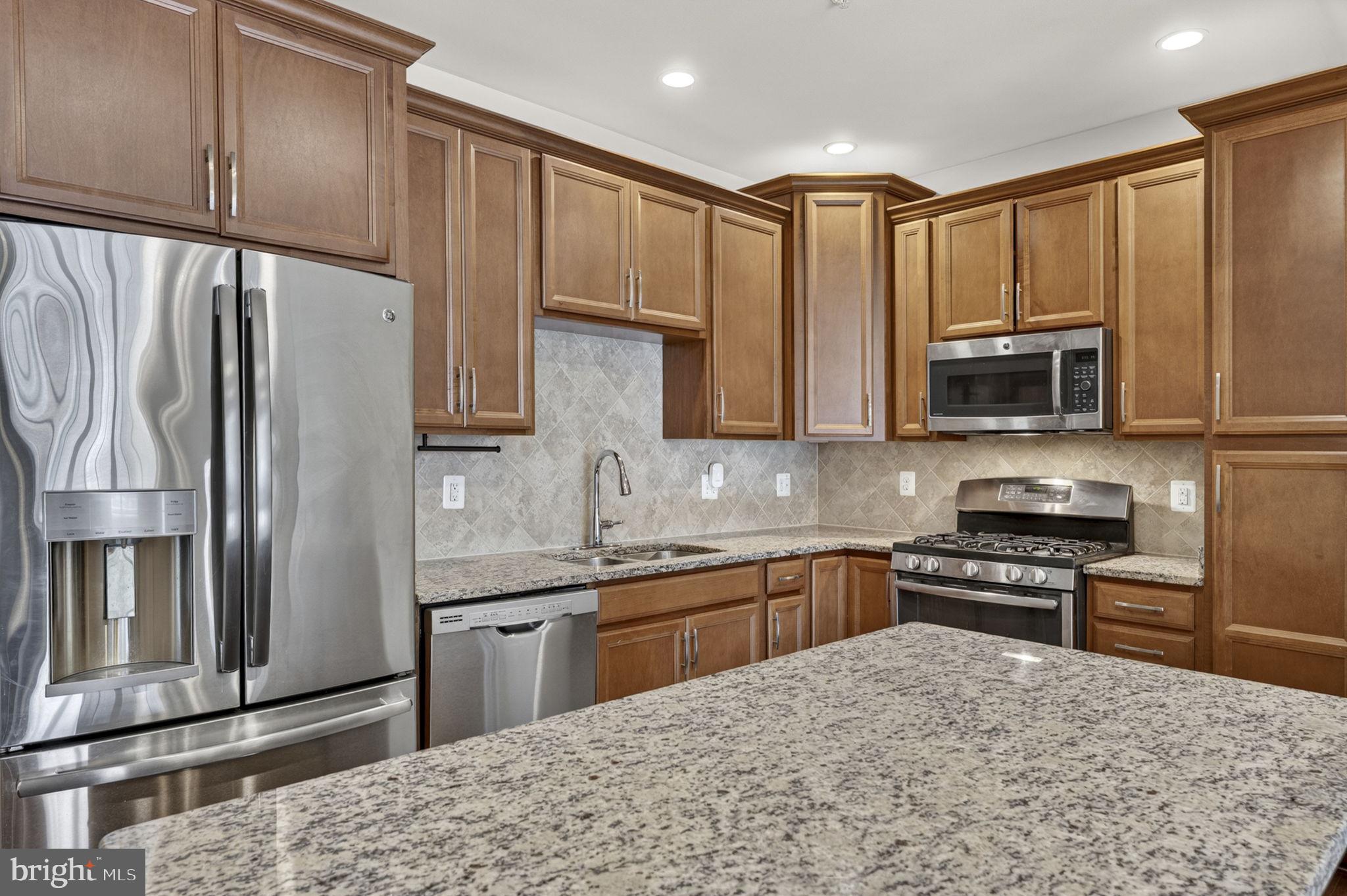 BUCKINGHAM AT LOUDOUN VALLEY - Residential