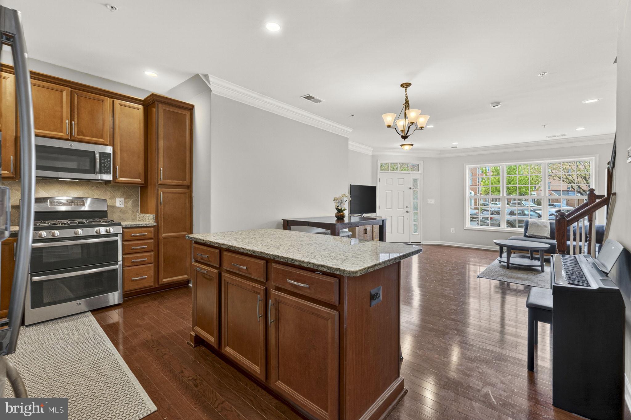 BUCKINGHAM AT LOUDOUN VALLEY - Residential