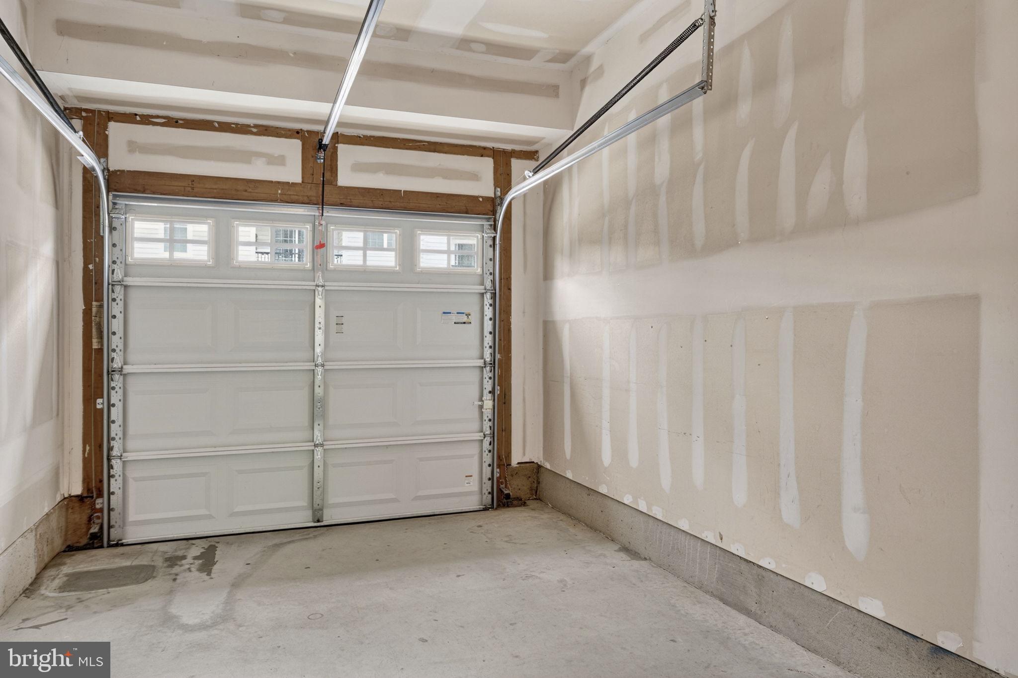 BUCKINGHAM AT LOUDOUN VALLEY - Residential