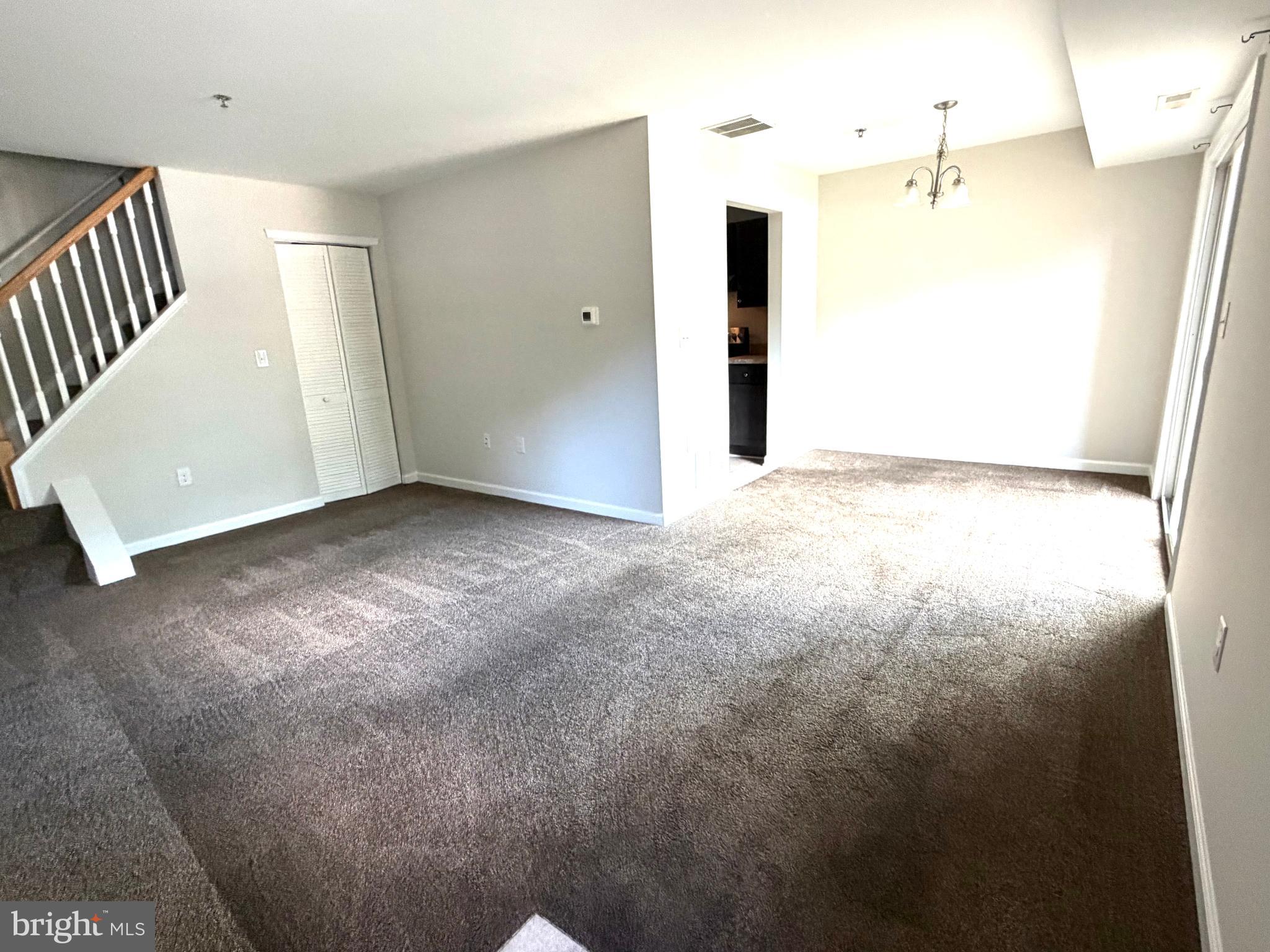 5044 W BRIGANTINE COURT 5044