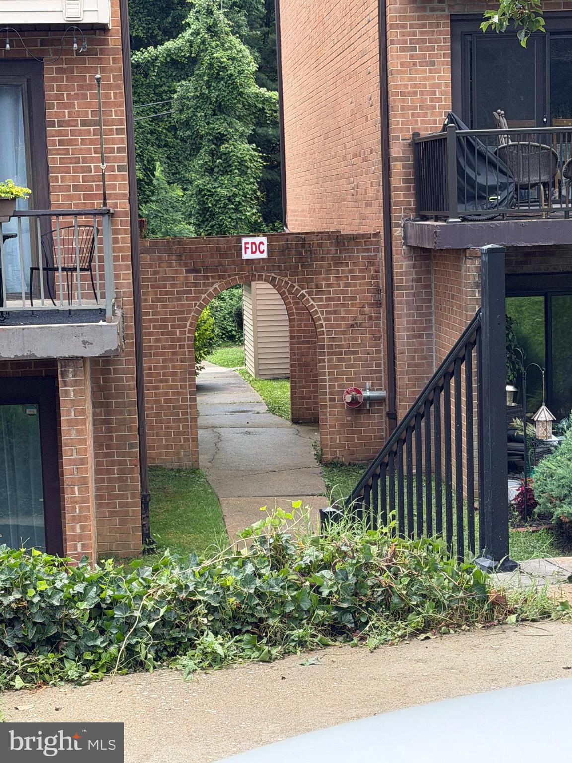 5044 W BRIGANTINE COURT 5044