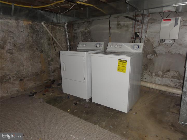 FISHTOWN - Residential Lease