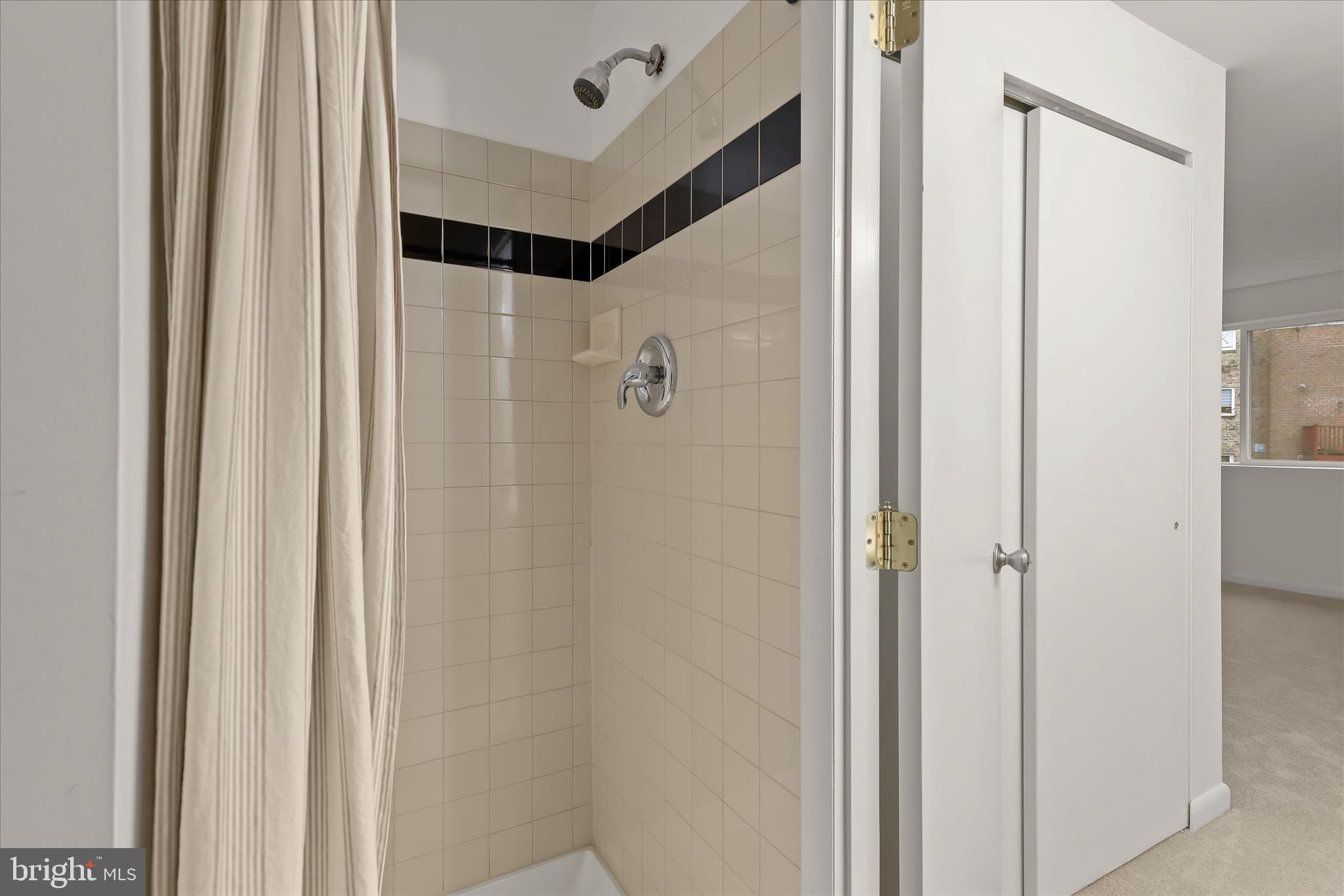 VILLAGE OF KINGS CONTRIVANCE - Residential