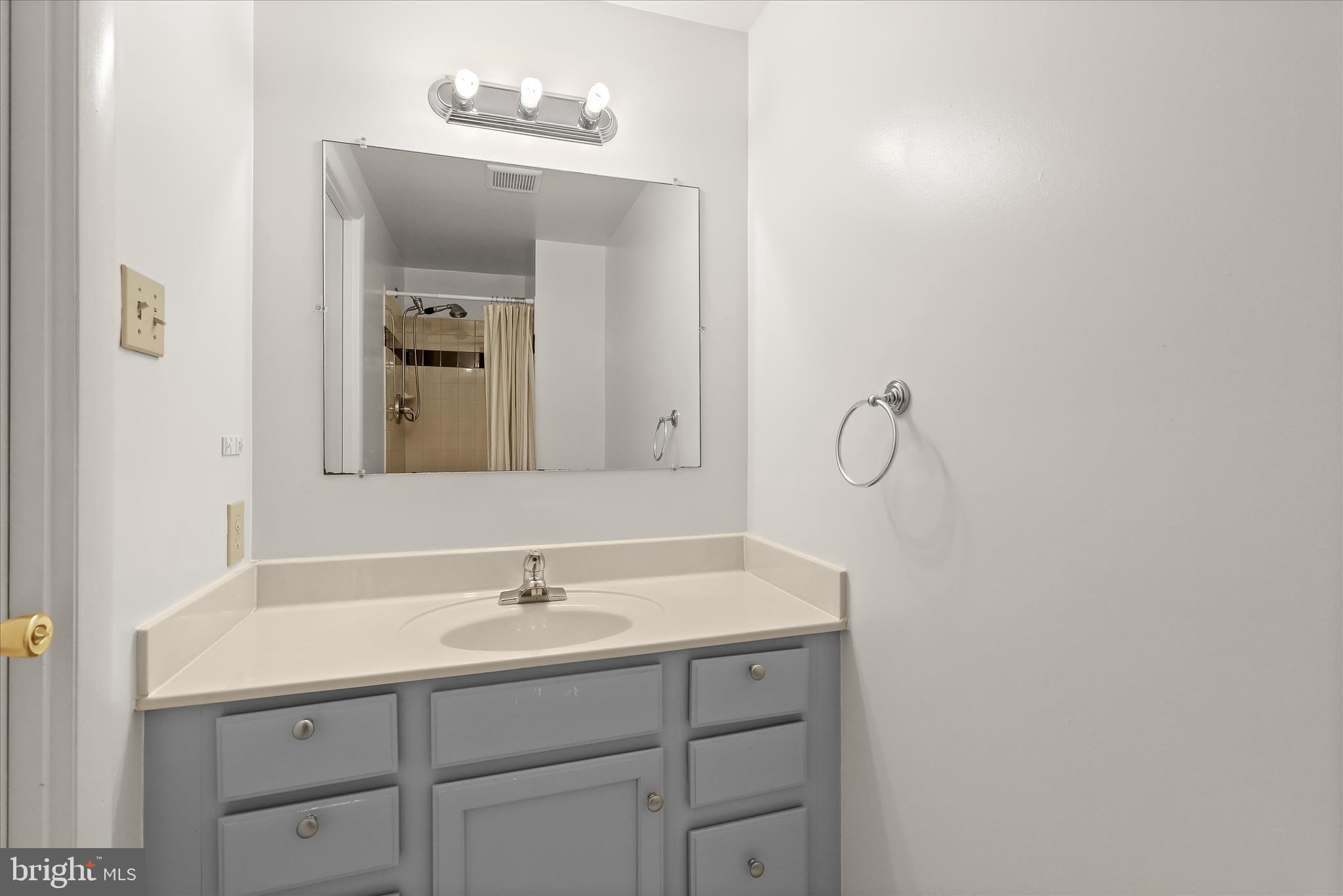 VILLAGE OF KINGS CONTRIVANCE - Residential