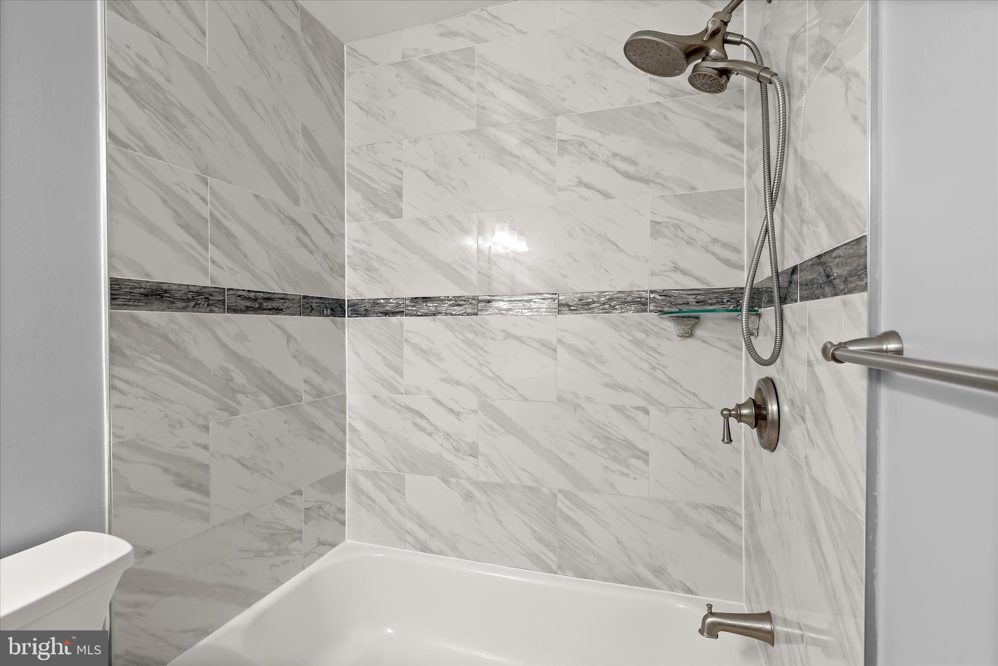 VILLAGE OF KINGS CONTRIVANCE - Residential