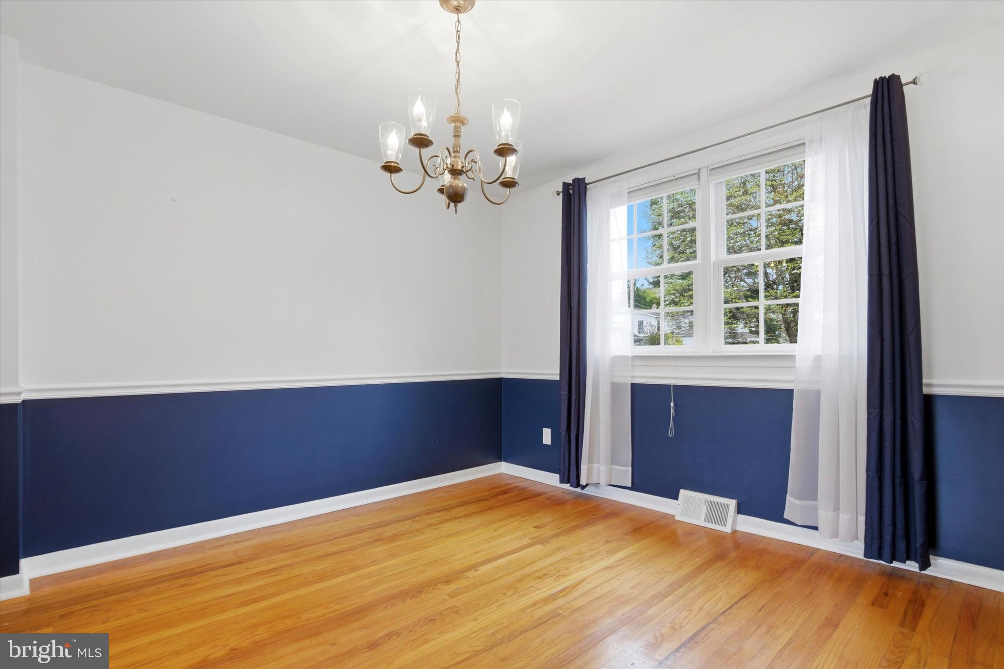 709 SUELLEN DRIVE