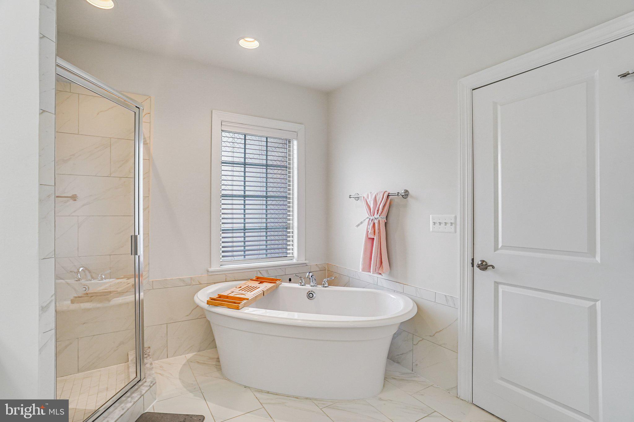 LAKE MANASSAS/TURTLE POINT - Residential
