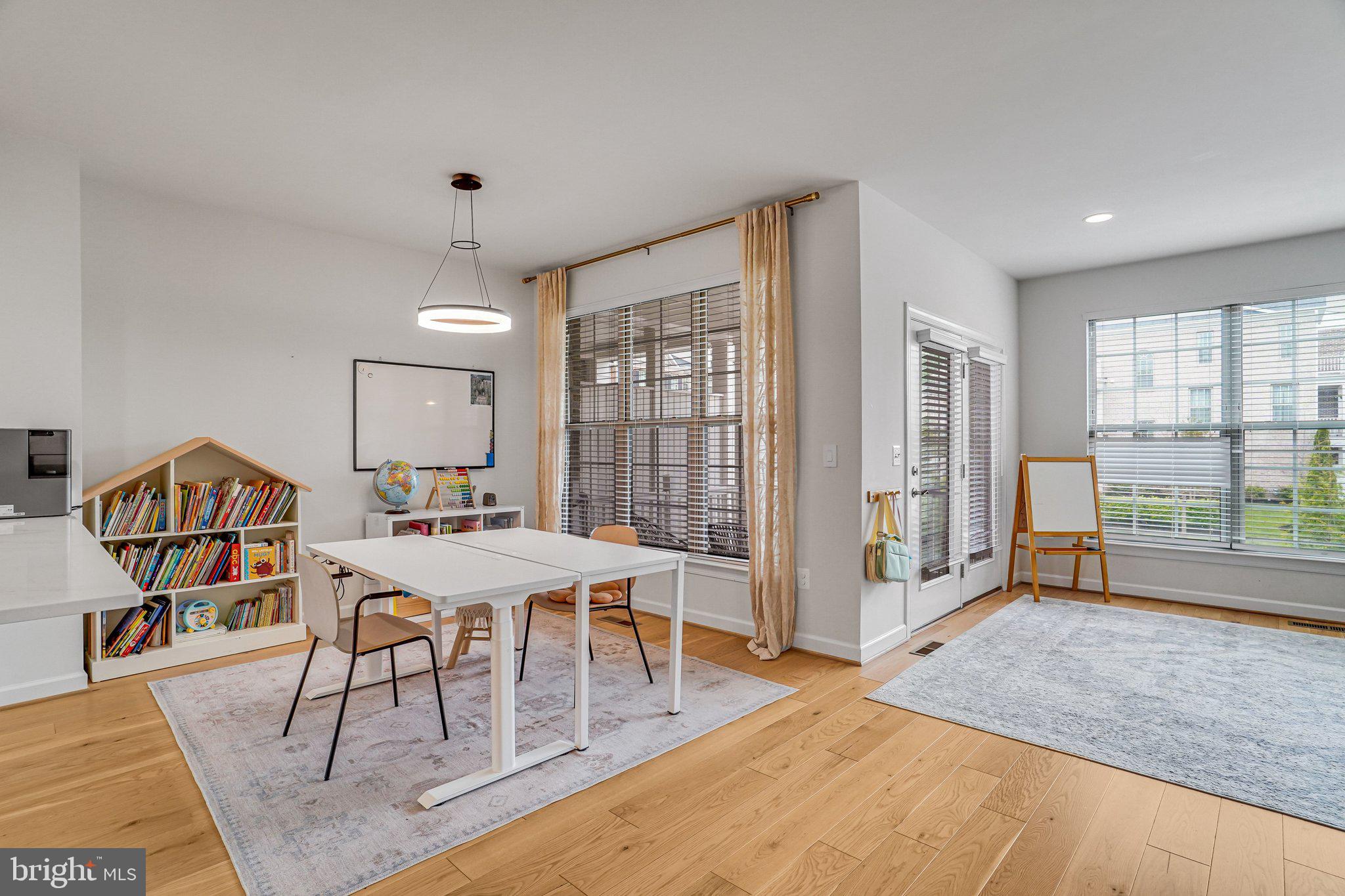 LAKE MANASSAS/TURTLE POINT - Residential
