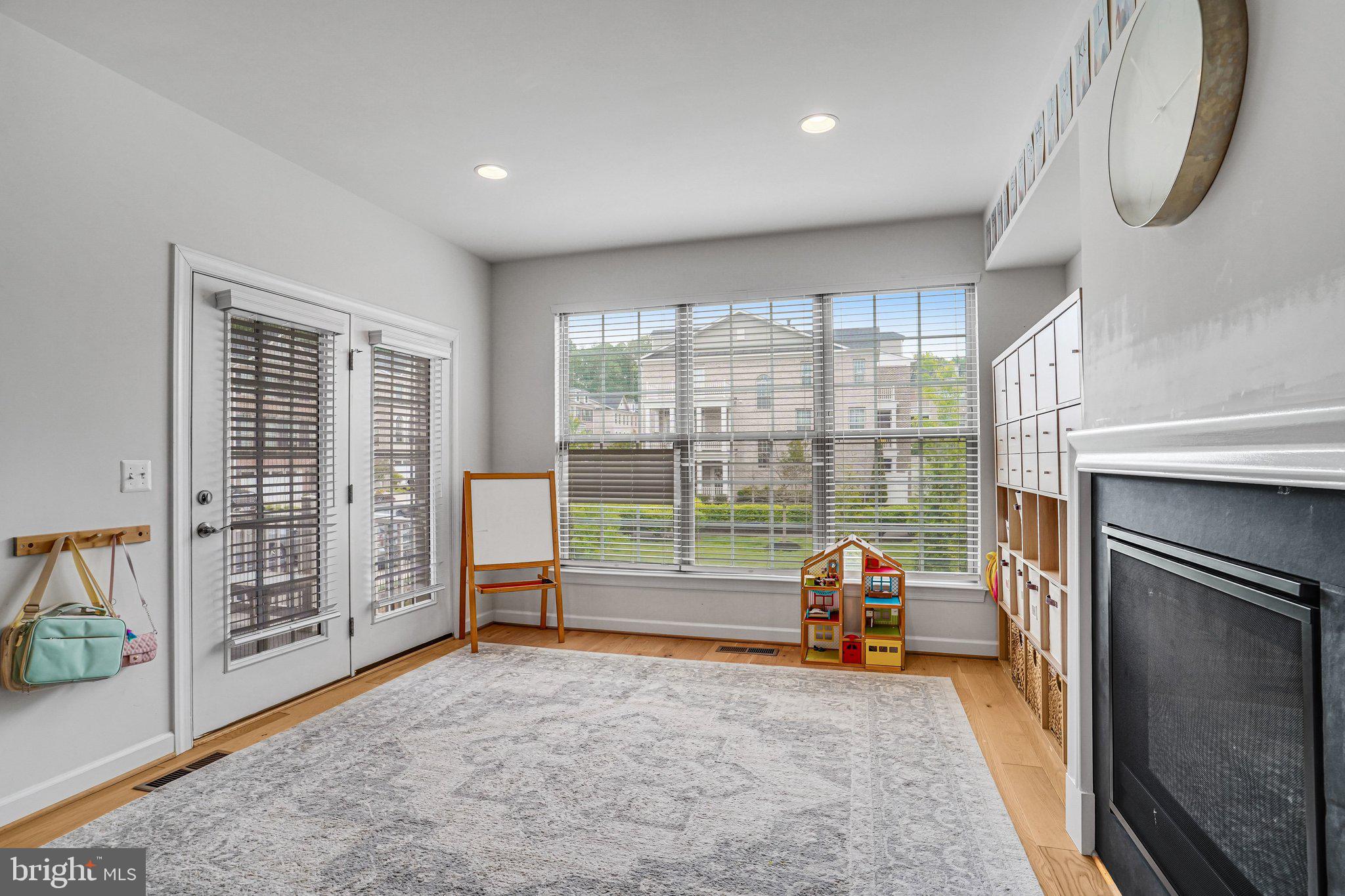 LAKE MANASSAS/TURTLE POINT - Residential