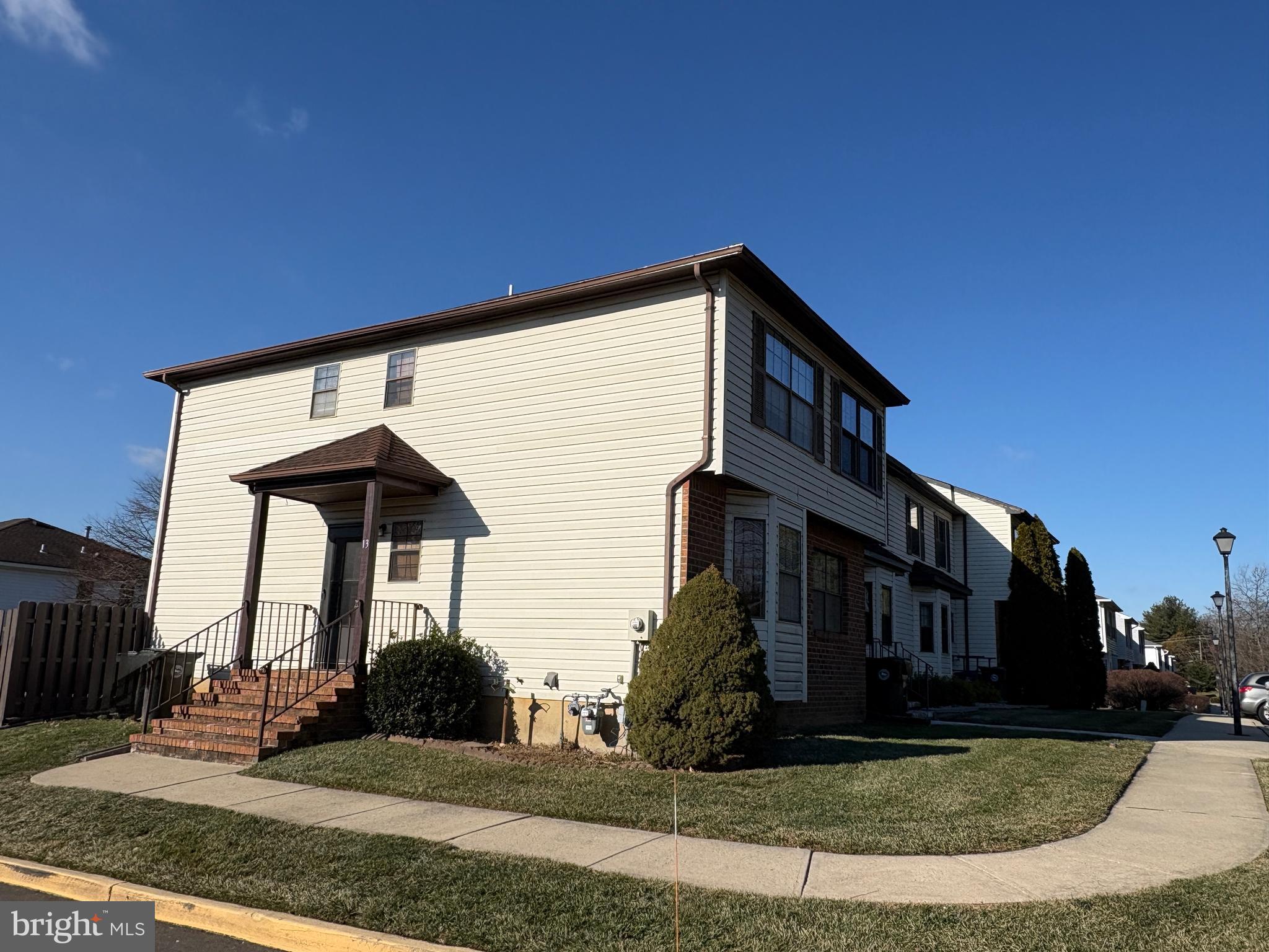 13 BORDENSHIRE DRIVE