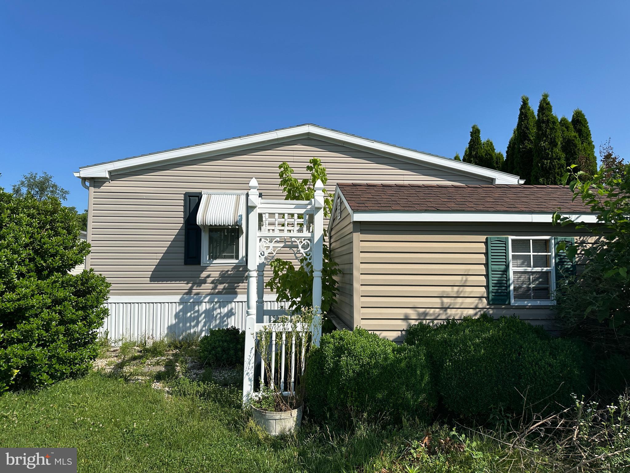 16841 LONGFELLOW CT