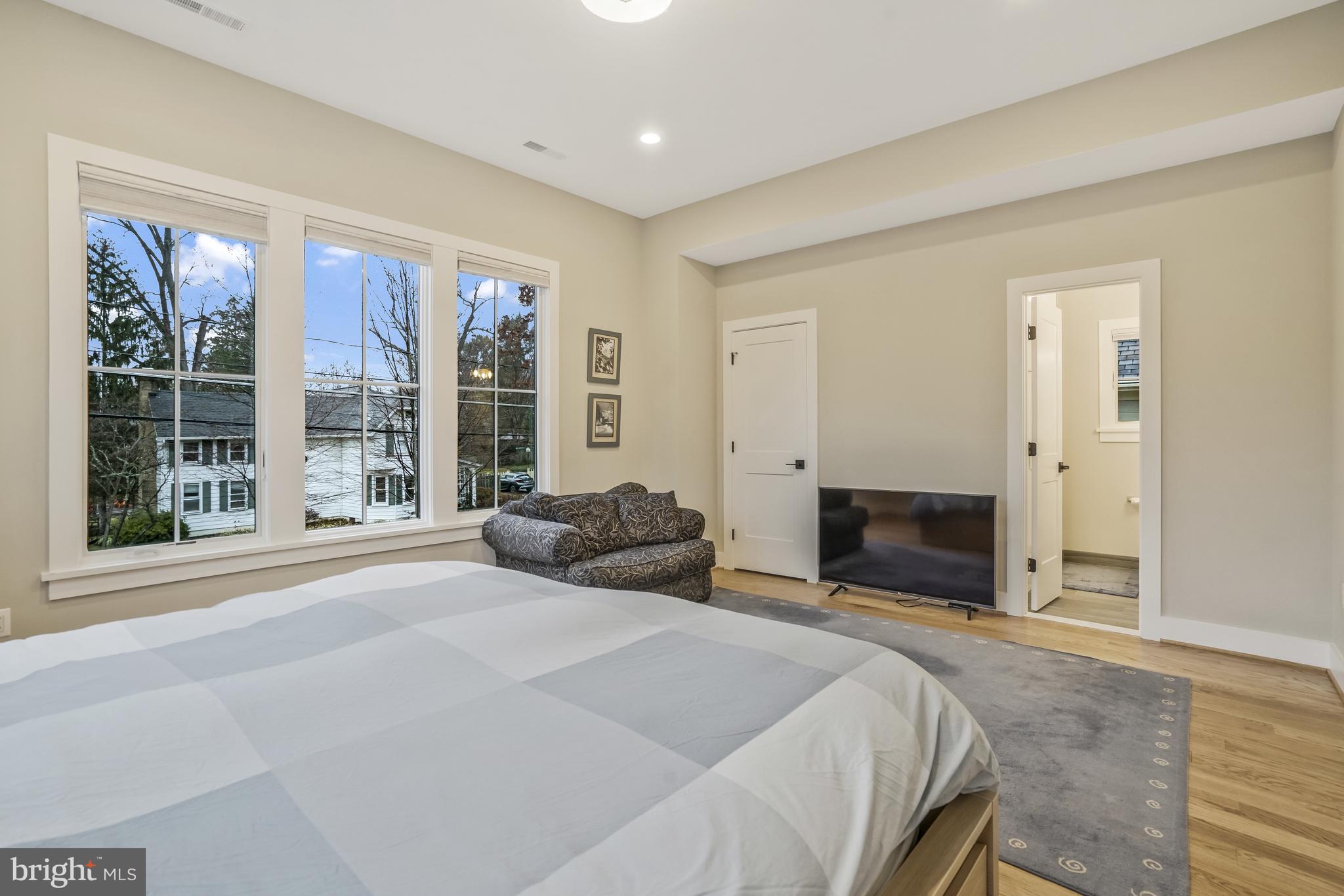 WOODLAND - Residential Lease