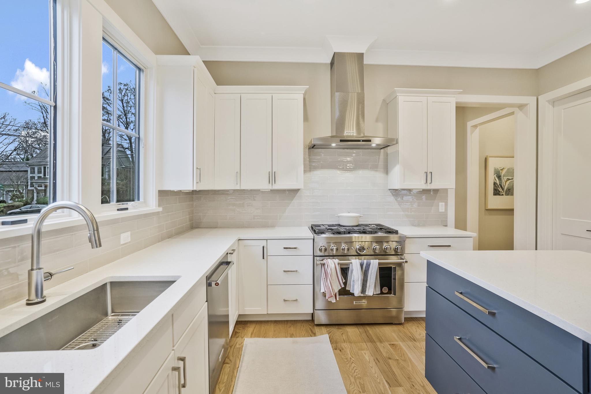 WOODLAND - Residential Lease