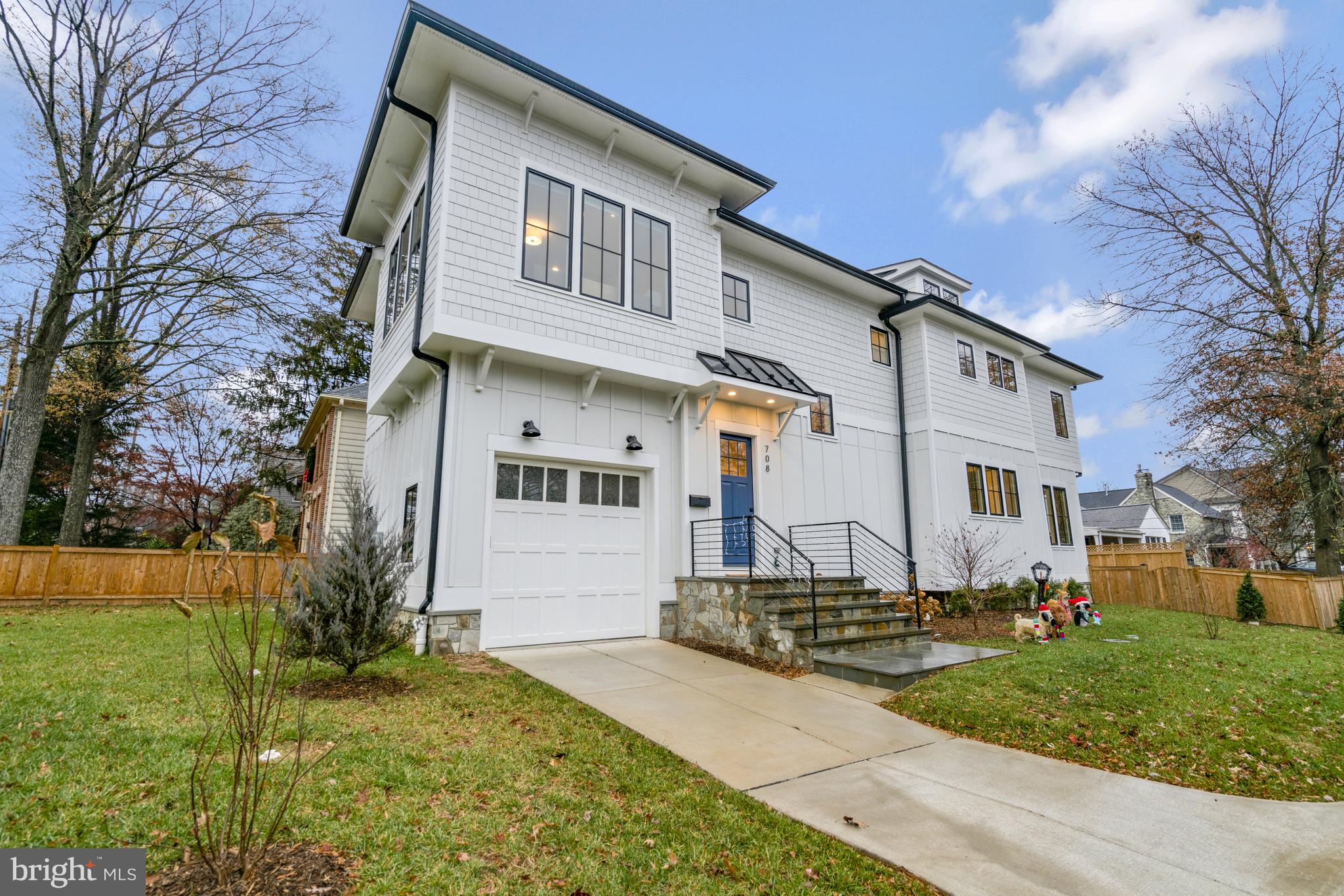 WOODLAND - Residential Lease