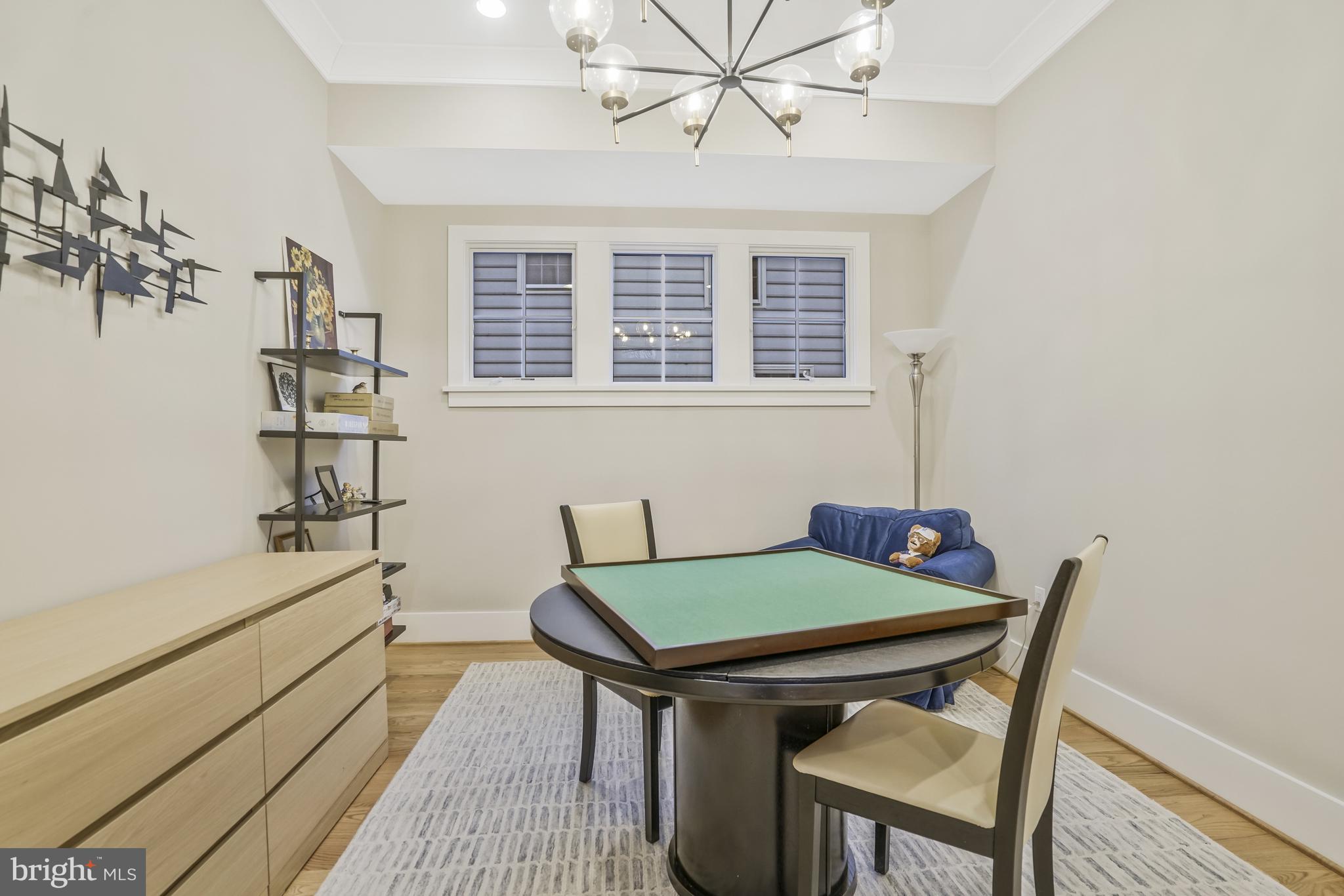 WOODLAND - Residential Lease