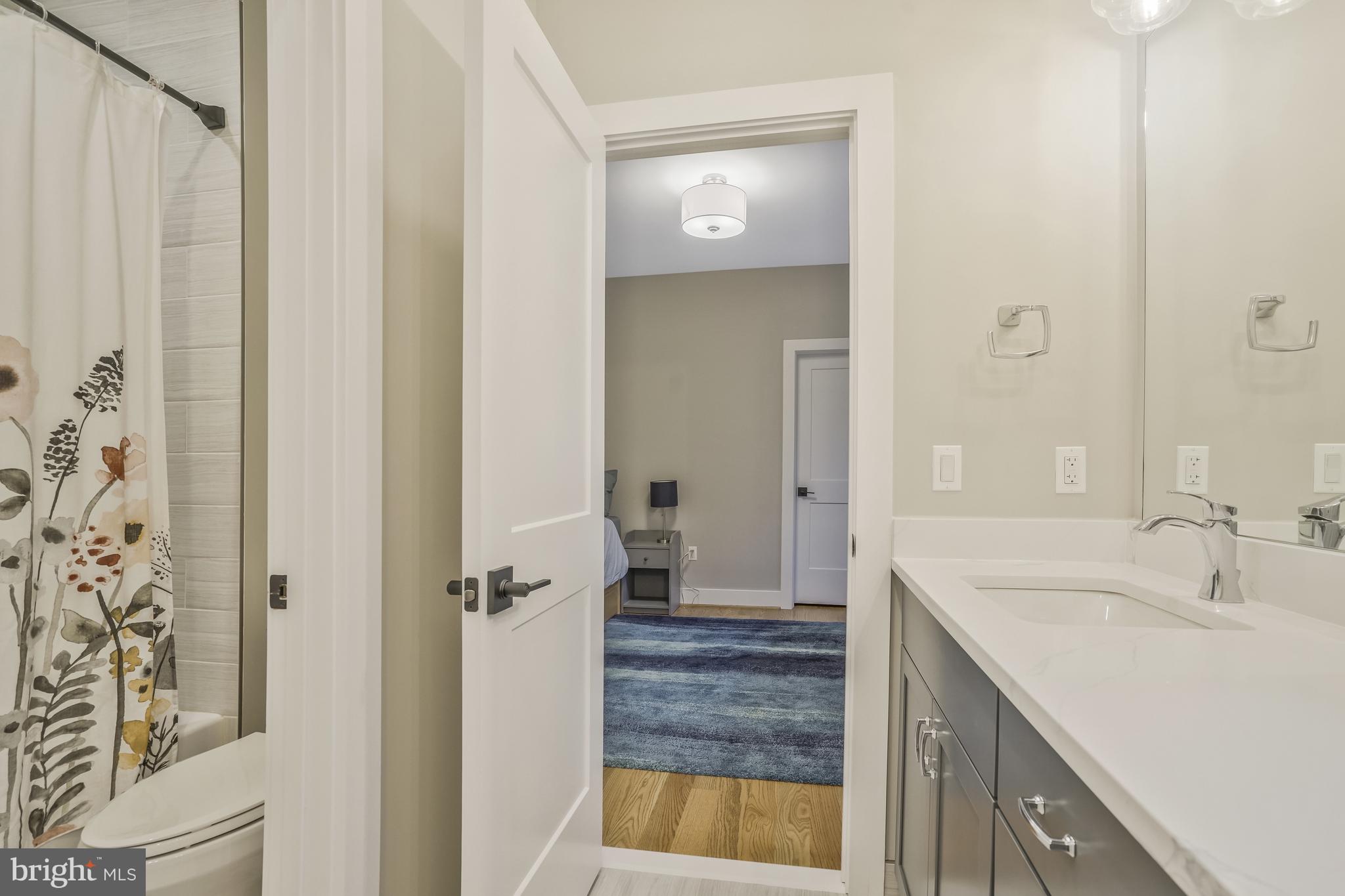 WOODLAND - Residential Lease